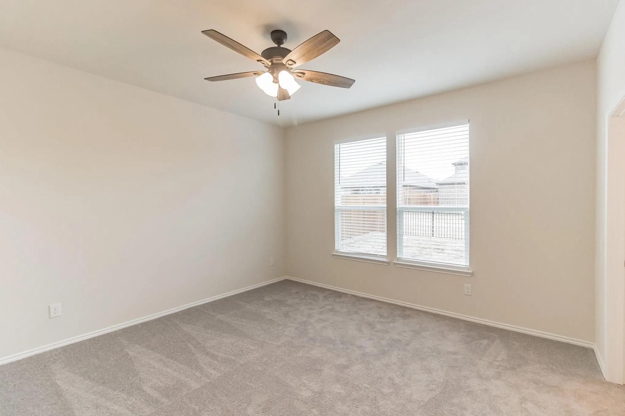 Single Family Residence For Rent in Collin County , 804 Cormorant Street, Princeton, Texas 75407, 3 Bedroom, 2 Bathroom, 2 Garage spaces, 1,541 Sqft, built in 2021, mls#21349954, Real Estate Agent in Princeton, Homes For Rent in Collin county, Homes For Rent in Princeton, Realtor in Princeton Texas, Real Estate Brokerage Independent Realty Texas, Luminita Cordes Realtor