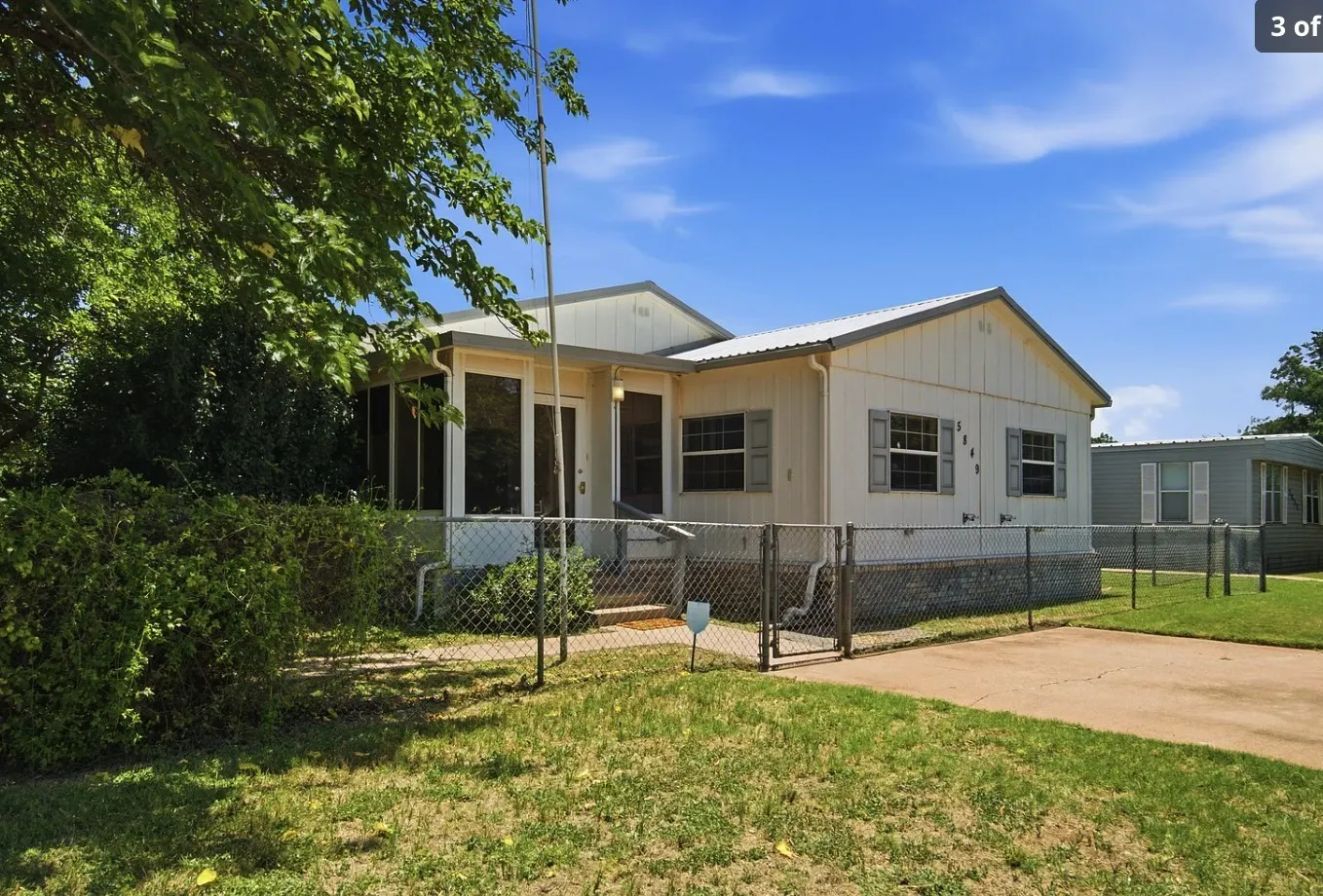 Manufactured Home For Sale in Taylor County , 5849 Atlantic Drive, Abilene, Texas 79606, 5 Bedroom, 2 Bathroom, 2 Garage spaces, 1,880 Sqft, built in 1976, mls#21349655, Real Estate Agent in Abilene, Homes For Sale in Taylor county, Homes For Sale in Abilene, Realtor in Abilene Texas, Real Estate Brokerage Independent Realty Texas, Luminita Cordes Realtor