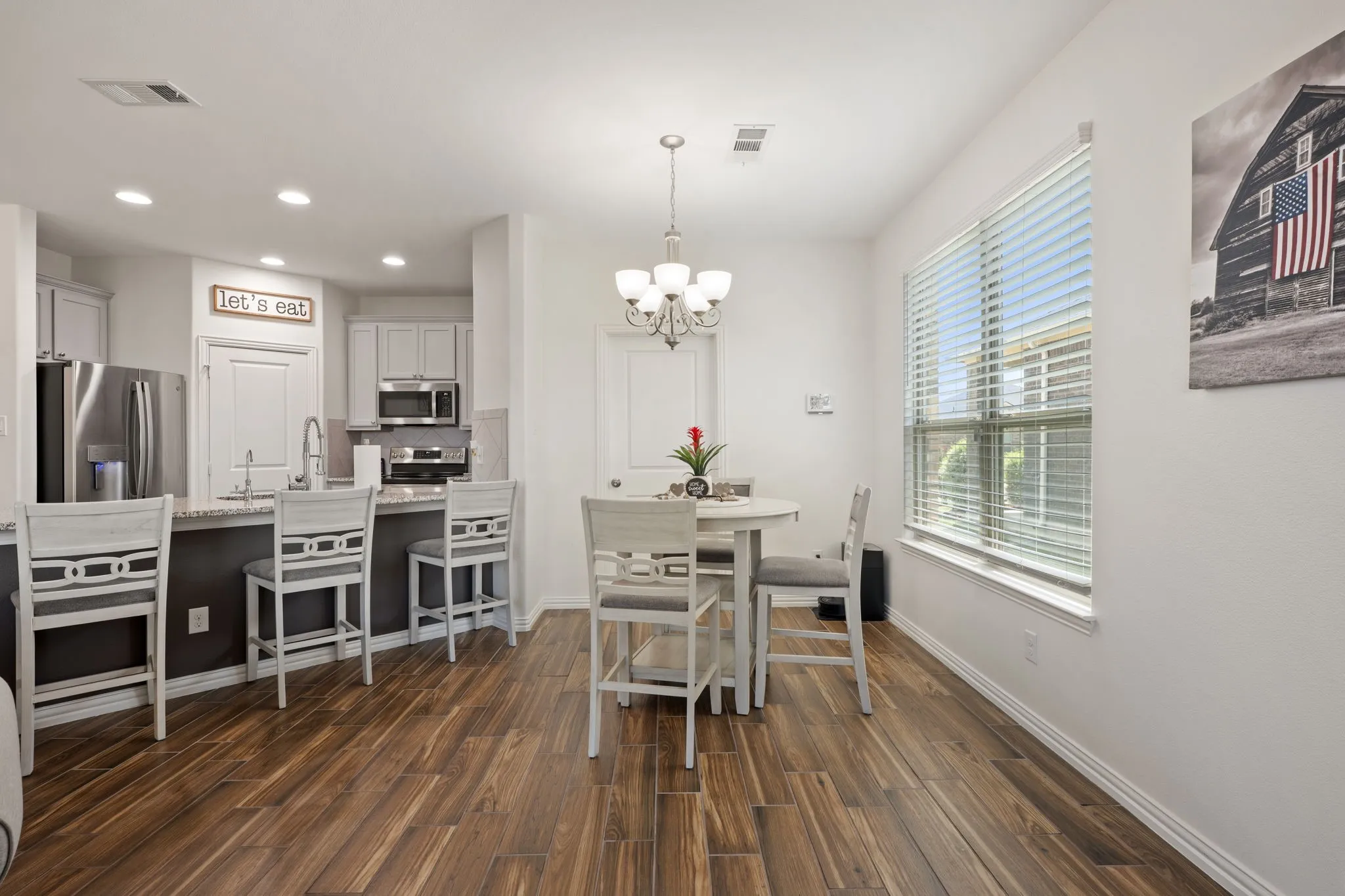 Single Family Residence For Sale in Tarrant County , 312 Marble Creek Drive, Fort Worth, Texas 76131, 3 Bedroom, 2 Bathroom, 2 Garage spaces, 1,471 Sqft, built in 2018, mls#21349971, Real Estate Agent in Fort Worth, Homes For Sale in Tarrant county, Homes For Sale in Fort Worth, Realtor in Fort Worth Texas, Real Estate Brokerage Independent Realty Texas, Luminita Cordes Realtor