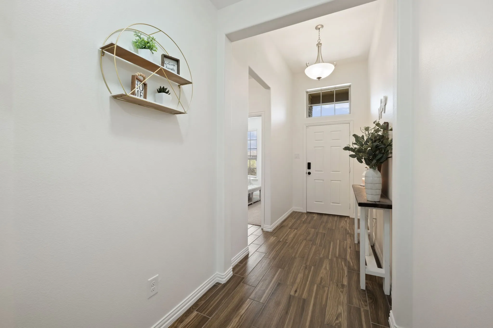 Single Family Residence For Sale in Tarrant County , 312 Marble Creek Drive, Fort Worth, Texas 76131, 3 Bedroom, 2 Bathroom, 2 Garage spaces, 1,471 Sqft, built in 2018, mls#21349971, Real Estate Agent in Fort Worth, Homes For Sale in Tarrant county, Homes For Sale in Fort Worth, Realtor in Fort Worth Texas, Real Estate Brokerage Independent Realty Texas, Luminita Cordes Realtor