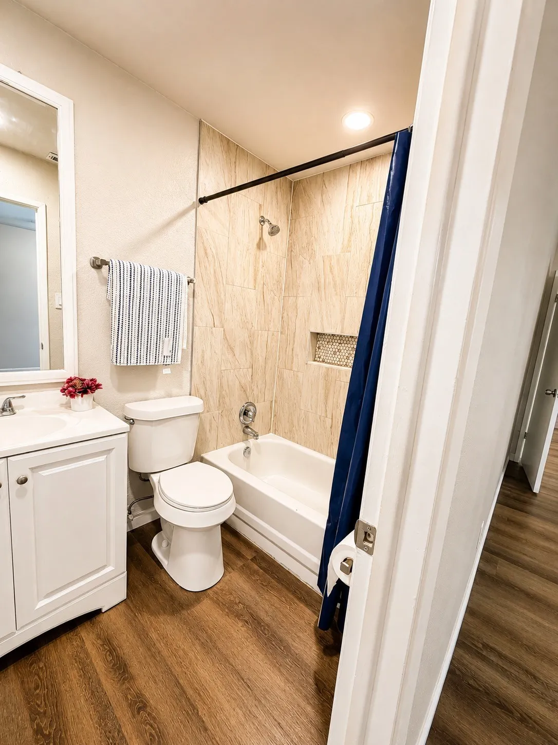 Single Family Residence For Rent in Dallas County , 901 Melrose Drive, Richardson, Texas 75080, 3 Bedroom, 2 Bathroom, 2 Garage spaces, 1,372 Sqft, built in 1962, mls#21349898, Real Estate Agent in Richardson, Homes For Rent in Dallas county, Homes For Rent in Richardson, Realtor in Richardson Texas, Real Estate Brokerage Independent Realty Texas, Luminita Cordes Realtor