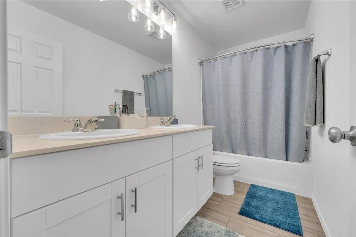 Single Family Residence For Rent in Denton County , 14152 Calderwood Street, Pilot Point, Texas 76258, 3 Bedroom, 3 Bathroom, 2 Garage spaces, 2,108 Sqft, built in 2023, mls#21349498, Real Estate Agent in Pilot Point, Homes For Rent in Denton county, Homes For Rent in Pilot Point, Realtor in Pilot Point Texas, Real Estate Brokerage Independent Realty Texas, Luminita Cordes Realtor