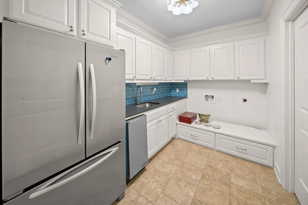 Single Family Residence For Sale in Smith County , 7637 Light Horse Court, Tyler, Texas 75703, 4 Bedroom, 4 Bathroom, 3 Garage spaces, 4,100 Sqft, built in 2005, mls#21344687, Real Estate Agent in Tyler, Homes For Sale in Smith county, Homes For Sale in Tyler, Realtor in Tyler Texas, Real Estate Brokerage Independent Realty Texas, Luminita Cordes Realtor