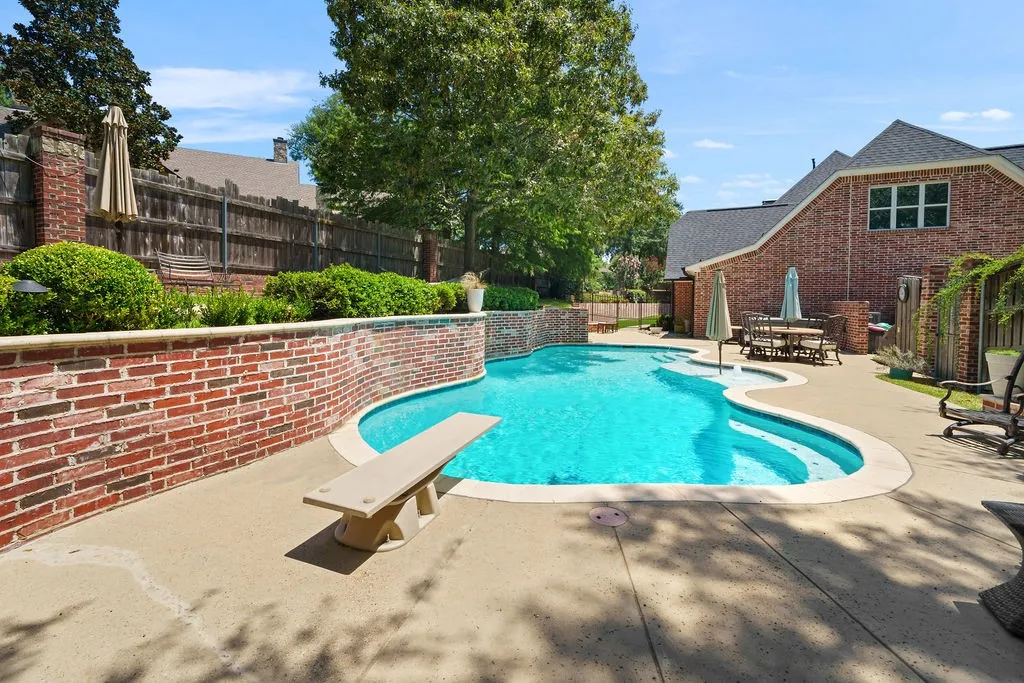 Single Family Residence For Sale in Smith County , 7637 Light Horse Court, Tyler, Texas 75703, 4 Bedroom, 4 Bathroom, 3 Garage spaces, 4,100 Sqft, built in 2005, mls#21344687, Real Estate Agent in Tyler, Homes For Sale in Smith county, Homes For Sale in Tyler, Realtor in Tyler Texas, Real Estate Brokerage Independent Realty Texas, Luminita Cordes Realtor