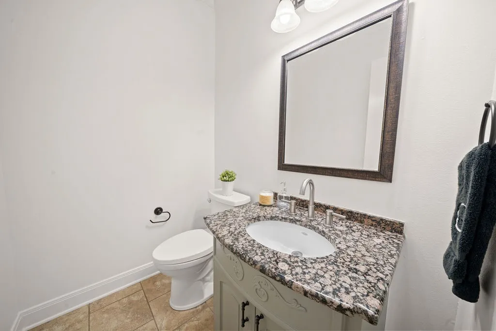 Single Family Residence For Sale in Smith County , 7637 Light Horse Court, Tyler, Texas 75703, 4 Bedroom, 4 Bathroom, 3 Garage spaces, 4,100 Sqft, built in 2005, mls#21344687, Real Estate Agent in Tyler, Homes For Sale in Smith county, Homes For Sale in Tyler, Realtor in Tyler Texas, Real Estate Brokerage Independent Realty Texas, Luminita Cordes Realtor