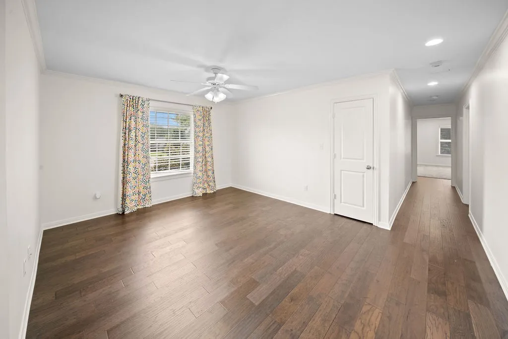 Single Family Residence For Sale in Smith County , 7637 Light Horse Court, Tyler, Texas 75703, 4 Bedroom, 4 Bathroom, 3 Garage spaces, 4,100 Sqft, built in 2005, mls#21344687, Real Estate Agent in Tyler, Homes For Sale in Smith county, Homes For Sale in Tyler, Realtor in Tyler Texas, Real Estate Brokerage Independent Realty Texas, Luminita Cordes Realtor