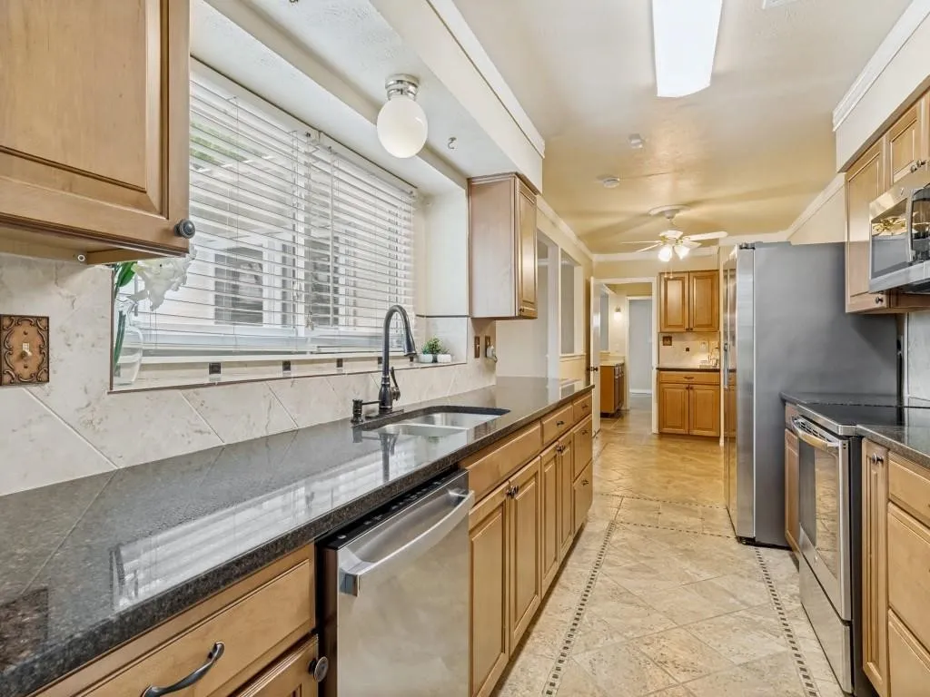Single Family Residence For Rent in Dallas County , 2634 Duchess Drive, Garland, Texas 75040, 4 Bedroom, 0, 2 Garage spaces, 2,223 Sqft, built in 1986, mls#21350035, Real Estate Agent in Garland, Homes For Rent in Dallas county, Homes For Rent in Garland, Realtor in Garland Texas, Real Estate Brokerage Independent Realty Texas, Luminita Cordes Realtor