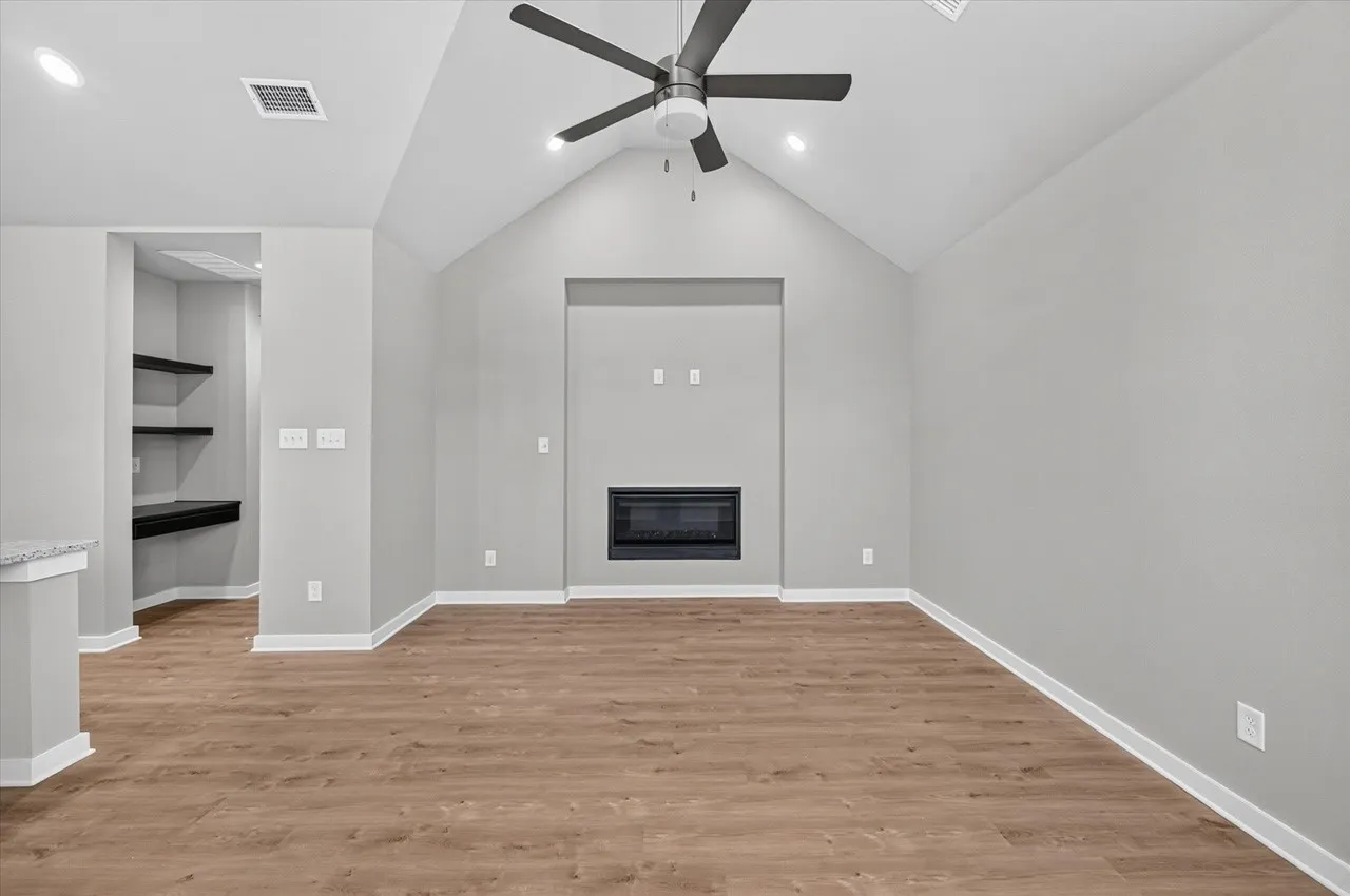 Single Family Residence For Sale in Kaufman County , 3011 Finney Street, Crandall, Texas 75114, 3 Bedroom, 2 Bathroom, 2 Garage spaces, 1,561 Sqft, built in 2026, mls#21349970, Real Estate Agent in Crandall, Homes For Sale in Kaufman county, Homes For Sale in Crandall, Realtor in Crandall Texas, Real Estate Brokerage Independent Realty Texas, Luminita Cordes Realtor