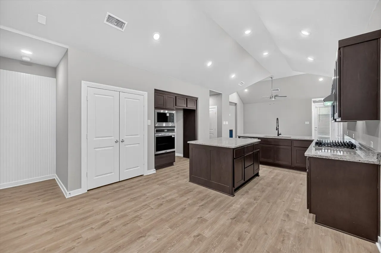 Single Family Residence For Sale in Kaufman County , 3011 Finney Street, Crandall, Texas 75114, 3 Bedroom, 2 Bathroom, 2 Garage spaces, 1,561 Sqft, built in 2026, mls#21349970, Real Estate Agent in Crandall, Homes For Sale in Kaufman county, Homes For Sale in Crandall, Realtor in Crandall Texas, Real Estate Brokerage Independent Realty Texas, Luminita Cordes Realtor