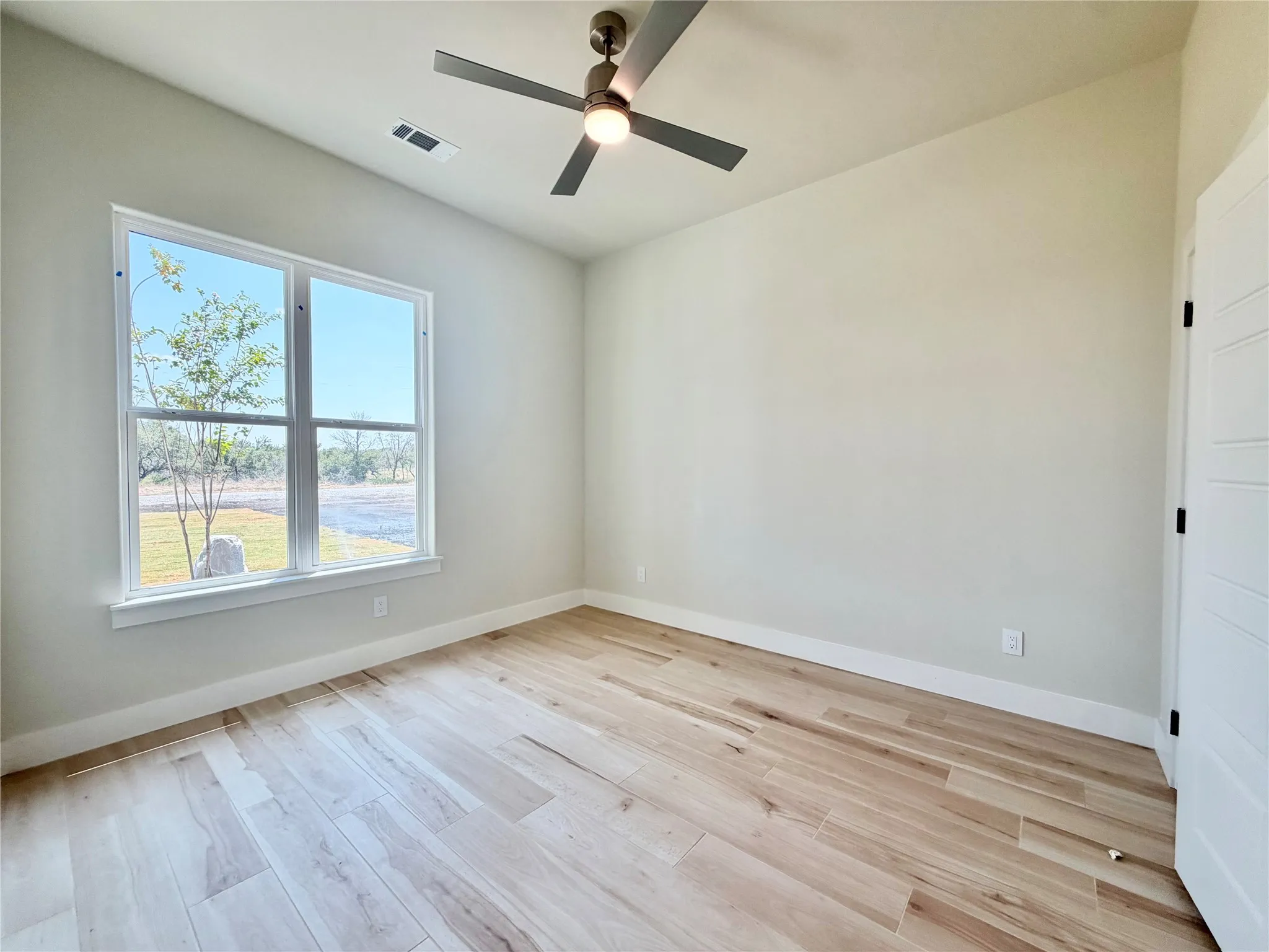 Single Family Residence For Sale in Parker County , 1021 Sabrina Court, Weatherford, Texas 76085, 4 Bedroom, 2 Bathroom, 3 Garage spaces, 1,897 Sqft, built in 2026, mls#21349978, Real Estate Agent in Weatherford, Homes For Sale in Parker county, Homes For Sale in Weatherford, Realtor in Weatherford Texas, Real Estate Brokerage Independent Realty Texas, Luminita Cordes Realtor