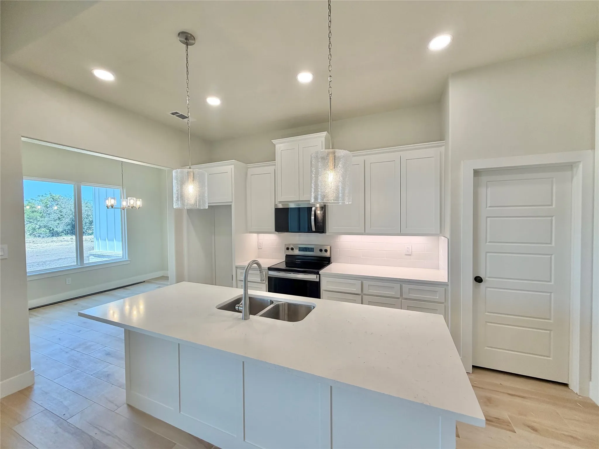 Single Family Residence For Sale in Parker County , 1021 Sabrina Court, Weatherford, Texas 76085, 4 Bedroom, 2 Bathroom, 3 Garage spaces, 1,897 Sqft, built in 2026, mls#21349978, Real Estate Agent in Weatherford, Homes For Sale in Parker county, Homes For Sale in Weatherford, Realtor in Weatherford Texas, Real Estate Brokerage Independent Realty Texas, Luminita Cordes Realtor
