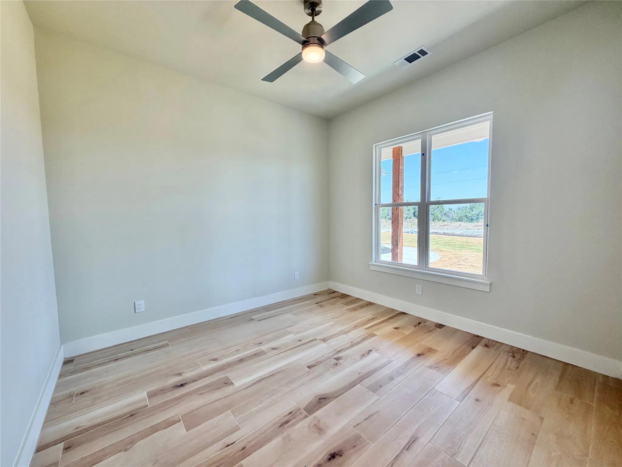 Single Family Residence For Sale in Parker County , 1021 Sabrina Court, Weatherford, Texas 76085, 4 Bedroom, 2 Bathroom, 3 Garage spaces, 1,897 Sqft, built in 2026, mls#21349978, Real Estate Agent in Weatherford, Homes For Sale in Parker county, Homes For Sale in Weatherford, Realtor in Weatherford Texas, Real Estate Brokerage Independent Realty Texas, Luminita Cordes Realtor