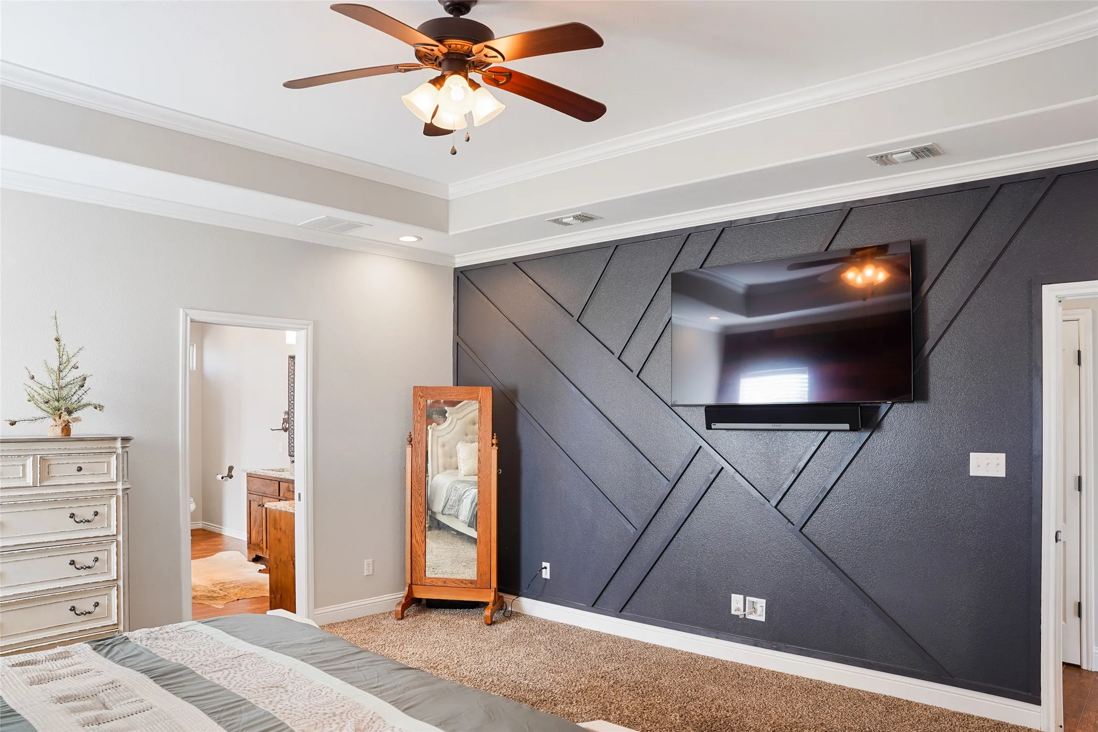 Single Family Residence For Sale in Hopkins County , 89 Ely Drive, Sulphur Springs, Texas 75482, 4 Bedrooms, 2 Bathrooms, 2 Garage spaces, 2,520 Sqft, built in 2016, Price $649,995, mls#21349618, Real Estate Agent in Sulphur Springs, Homes For Sale in Hopkins county, Homes For Sale in Sulphur Springs, Realtor in Sulphur Springs Texas, Real Estate Brokerage Independent Realty Texas, Luminita Cordes Realtor