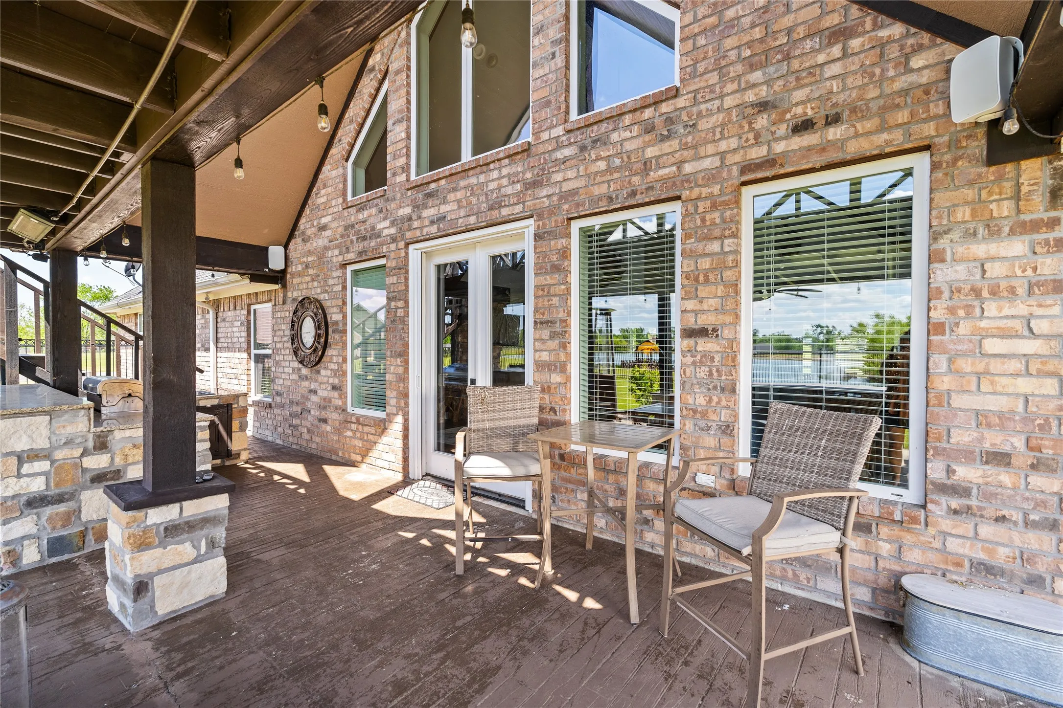 Single Family Residence For Sale in Hopkins County , 89 Ely Drive, Sulphur Springs, Texas 75482, 4 Bedrooms, 2 Bathrooms, 2 Garage spaces, 2,520 Sqft, built in 2016, Price $649,995, mls#21349618, Real Estate Agent in Sulphur Springs, Homes For Sale in Hopkins county, Homes For Sale in Sulphur Springs, Realtor in Sulphur Springs Texas, Real Estate Brokerage Independent Realty Texas, Luminita Cordes Realtor