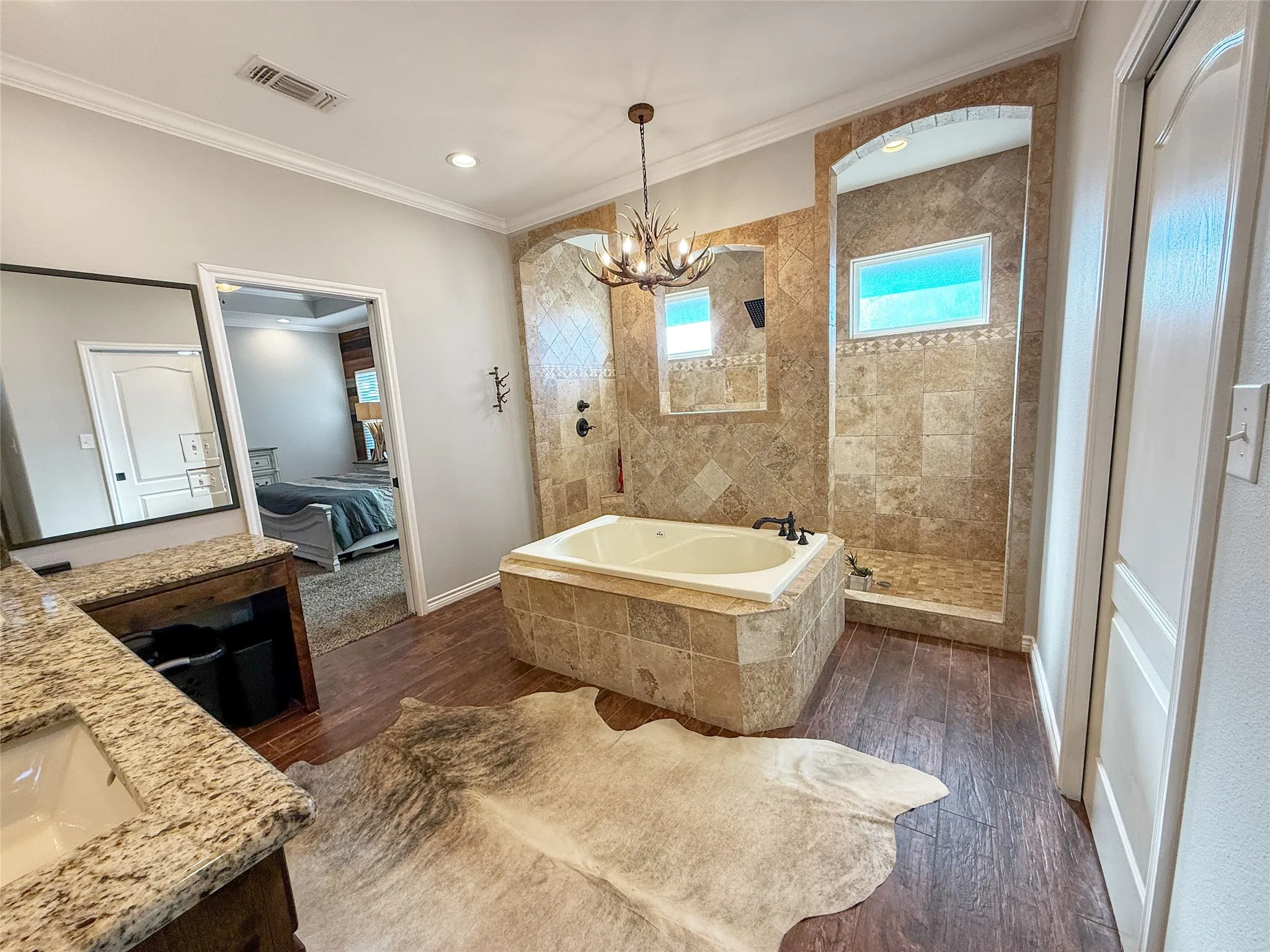 Single Family Residence For Sale in Hopkins County , 89 Ely Drive, Sulphur Springs, Texas 75482, 4 Bedrooms, 2 Bathrooms, 2 Garage spaces, 2,520 Sqft, built in 2016, Price $649,995, mls#21349618, Real Estate Agent in Sulphur Springs, Homes For Sale in Hopkins county, Homes For Sale in Sulphur Springs, Realtor in Sulphur Springs Texas, Real Estate Brokerage Independent Realty Texas, Luminita Cordes Realtor