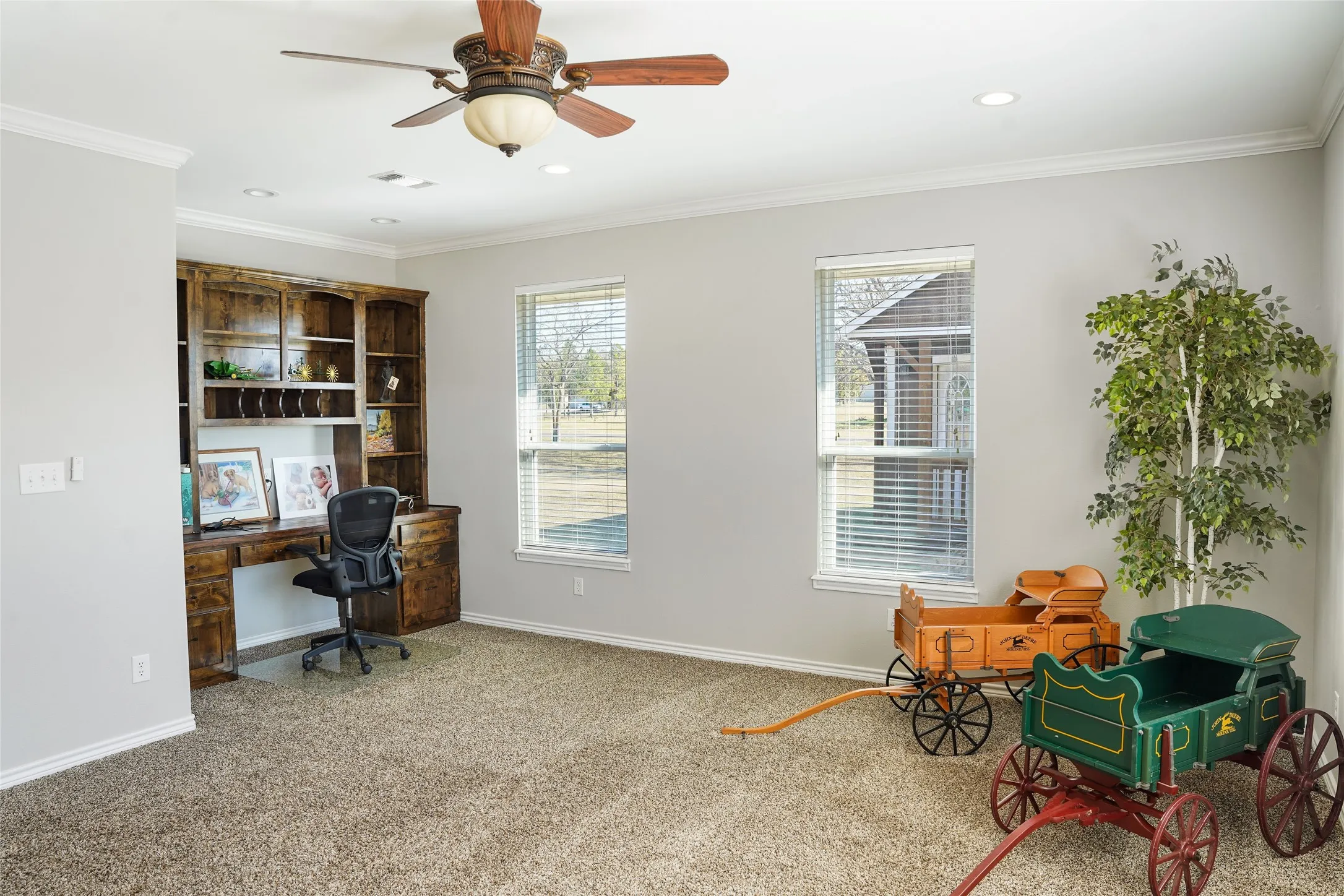 Single Family Residence For Sale in Hopkins County , 89 Ely Drive, Sulphur Springs, Texas 75482, 4 Bedrooms, 2 Bathrooms, 2 Garage spaces, 2,520 Sqft, built in 2016, Price $649,995, mls#21349618, Real Estate Agent in Sulphur Springs, Homes For Sale in Hopkins county, Homes For Sale in Sulphur Springs, Realtor in Sulphur Springs Texas, Real Estate Brokerage Independent Realty Texas, Luminita Cordes Realtor