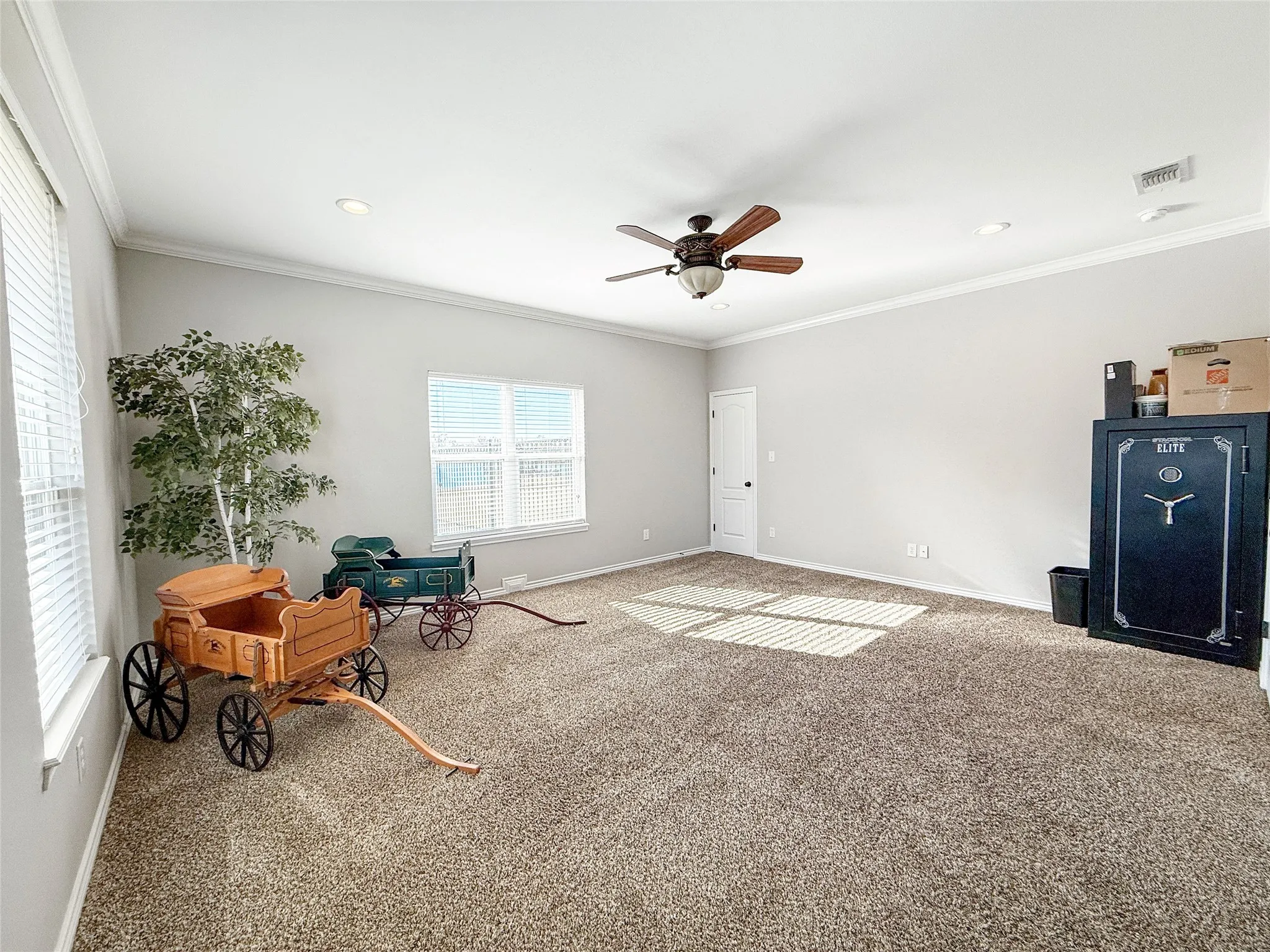 Single Family Residence For Sale in Hopkins County , 89 Ely Drive, Sulphur Springs, Texas 75482, 4 Bedrooms, 2 Bathrooms, 2 Garage spaces, 2,520 Sqft, built in 2016, Price $649,995, mls#21349618, Real Estate Agent in Sulphur Springs, Homes For Sale in Hopkins county, Homes For Sale in Sulphur Springs, Realtor in Sulphur Springs Texas, Real Estate Brokerage Independent Realty Texas, Luminita Cordes Realtor