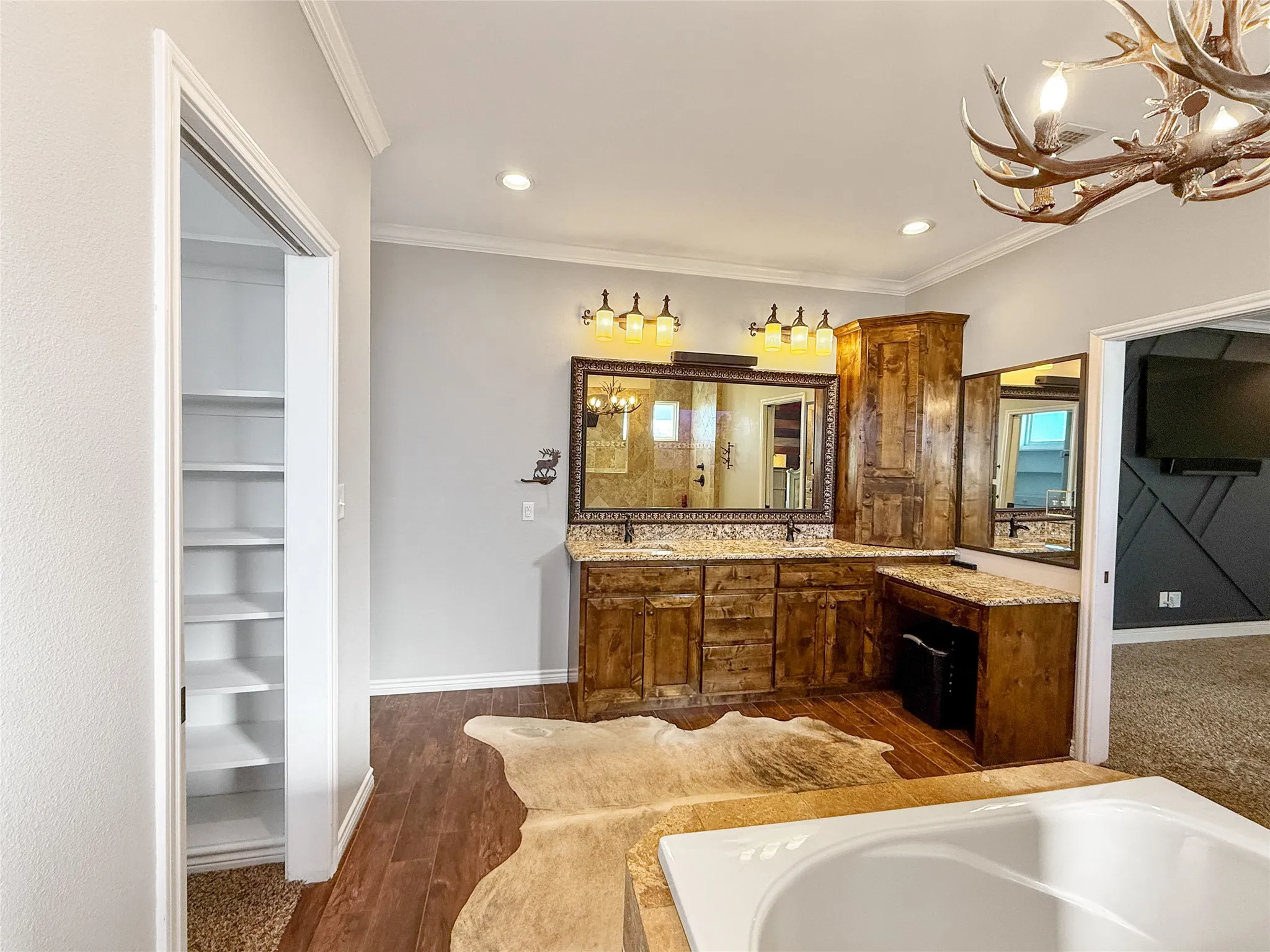 Single Family Residence For Sale in Hopkins County , 89 Ely Drive, Sulphur Springs, Texas 75482, 4 Bedrooms, 2 Bathrooms, 2 Garage spaces, 2,520 Sqft, built in 2016, Price $649,995, mls#21349618, Real Estate Agent in Sulphur Springs, Homes For Sale in Hopkins county, Homes For Sale in Sulphur Springs, Realtor in Sulphur Springs Texas, Real Estate Brokerage Independent Realty Texas, Luminita Cordes Realtor