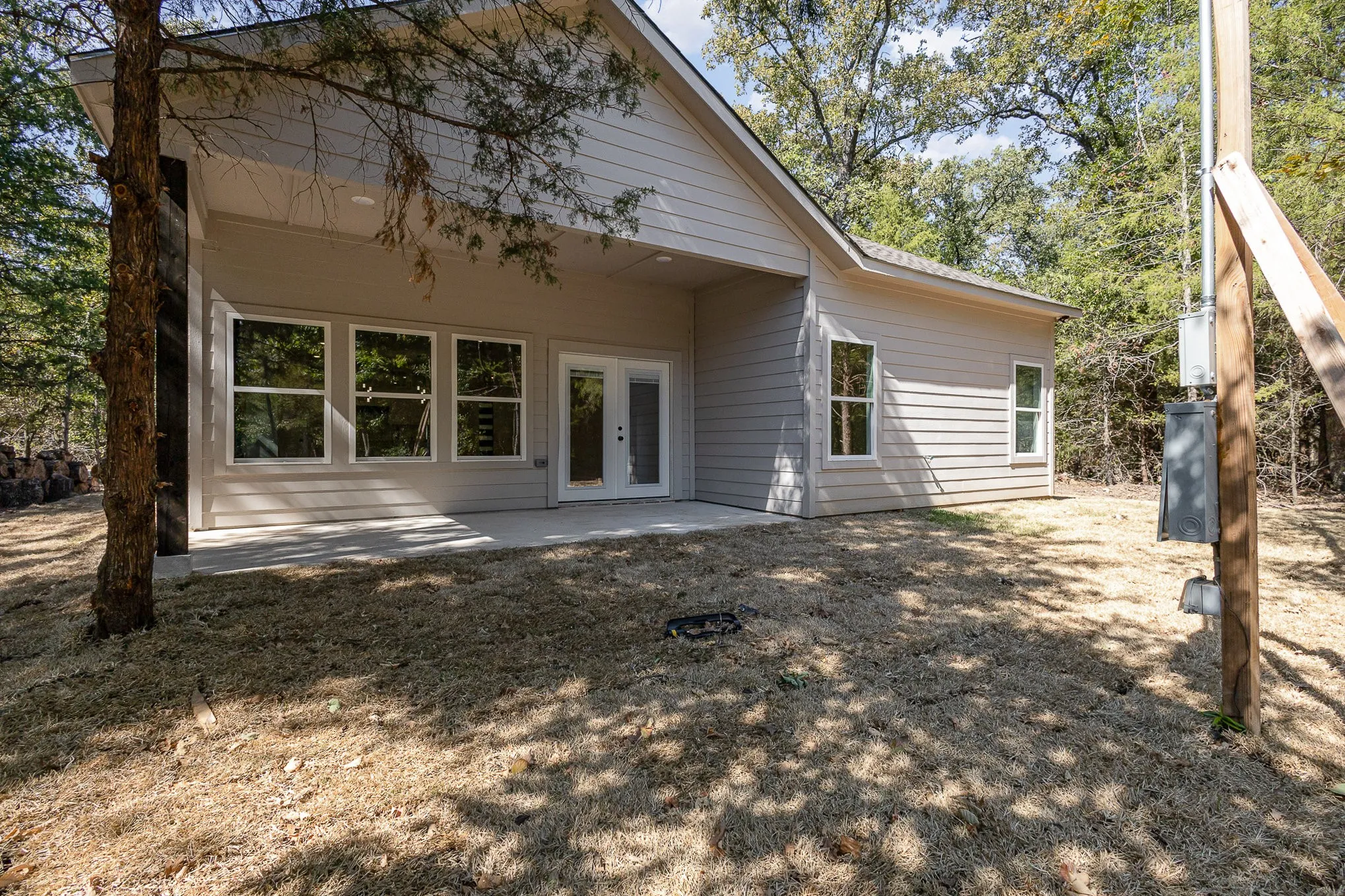 Single Family Residence For Sale in Henderson County , 116 Oakwood Drive, Trinidad, Texas 75163, 3 Bedroom, 2 Bathroom, 2 Garage spaces, 1,858 Sqft, built in 2024, mls#21343428, Real Estate Agent in Trinidad, Homes For Sale in Henderson county, Homes For Sale in Trinidad, Realtor in Trinidad Texas, Real Estate Brokerage Independent Realty Texas, Luminita Cordes Realtor
