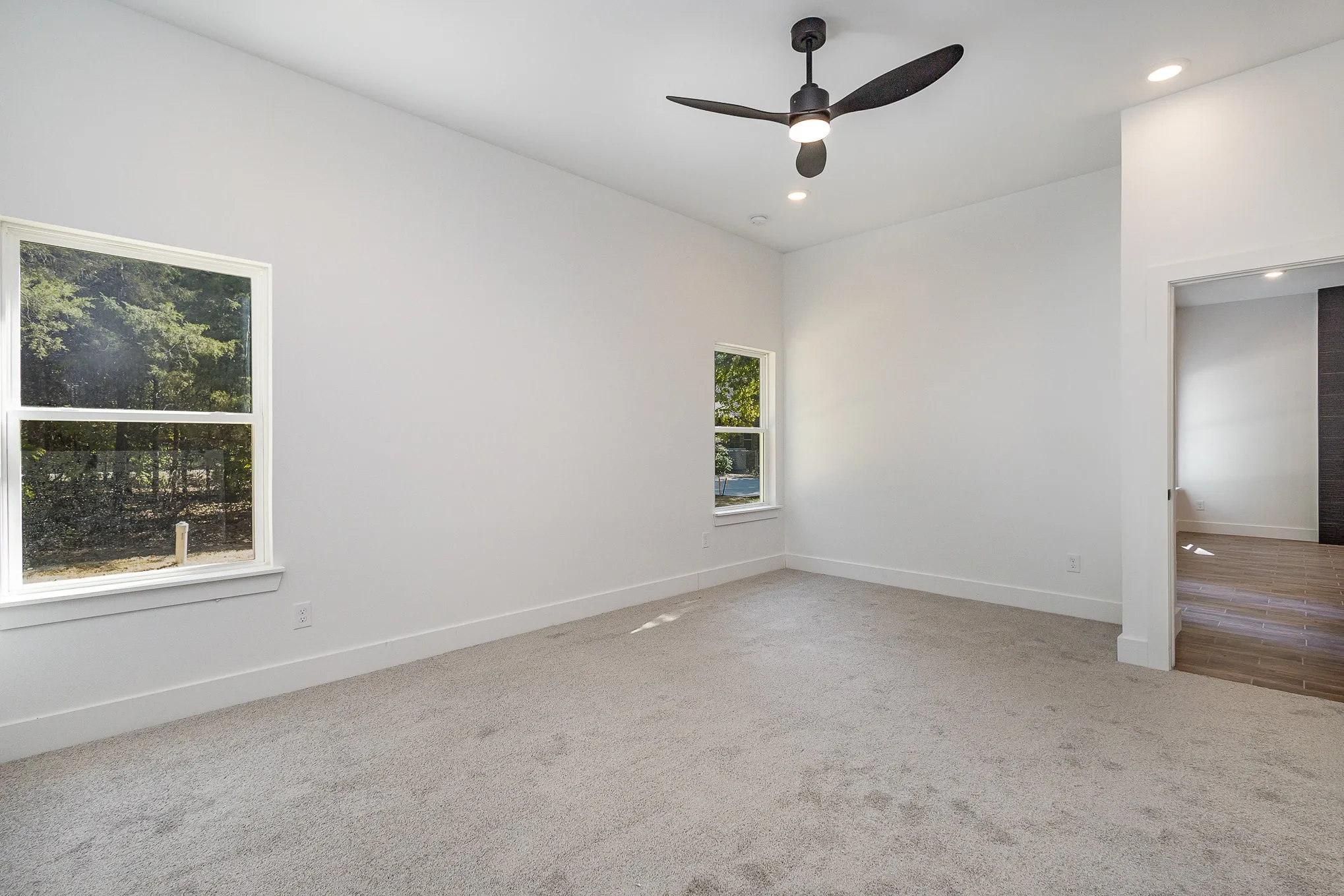 Single Family Residence For Sale in Henderson County , 116 Oakwood Drive, Trinidad, Texas 75163, 3 Bedroom, 2 Bathroom, 2 Garage spaces, 1,858 Sqft, built in 2024, mls#21343428, Real Estate Agent in Trinidad, Homes For Sale in Henderson county, Homes For Sale in Trinidad, Realtor in Trinidad Texas, Real Estate Brokerage Independent Realty Texas, Luminita Cordes Realtor