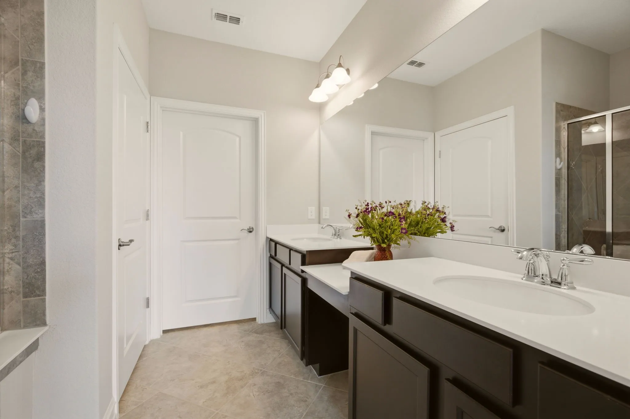 Single Family Residence For Sale in Denton County , 1681 Port Royal Lane, Frisco, Texas 75036, 2 Bedroom, 2 Bathroom, 2 Garage spaces, 1,715 Sqft, built in 2019, mls#21342433, Real Estate Agent in Frisco, Homes For Sale in Denton county, Homes For Sale in Frisco, Realtor in Frisco Texas, Real Estate Brokerage Independent Realty Texas, Luminita Cordes Realtor