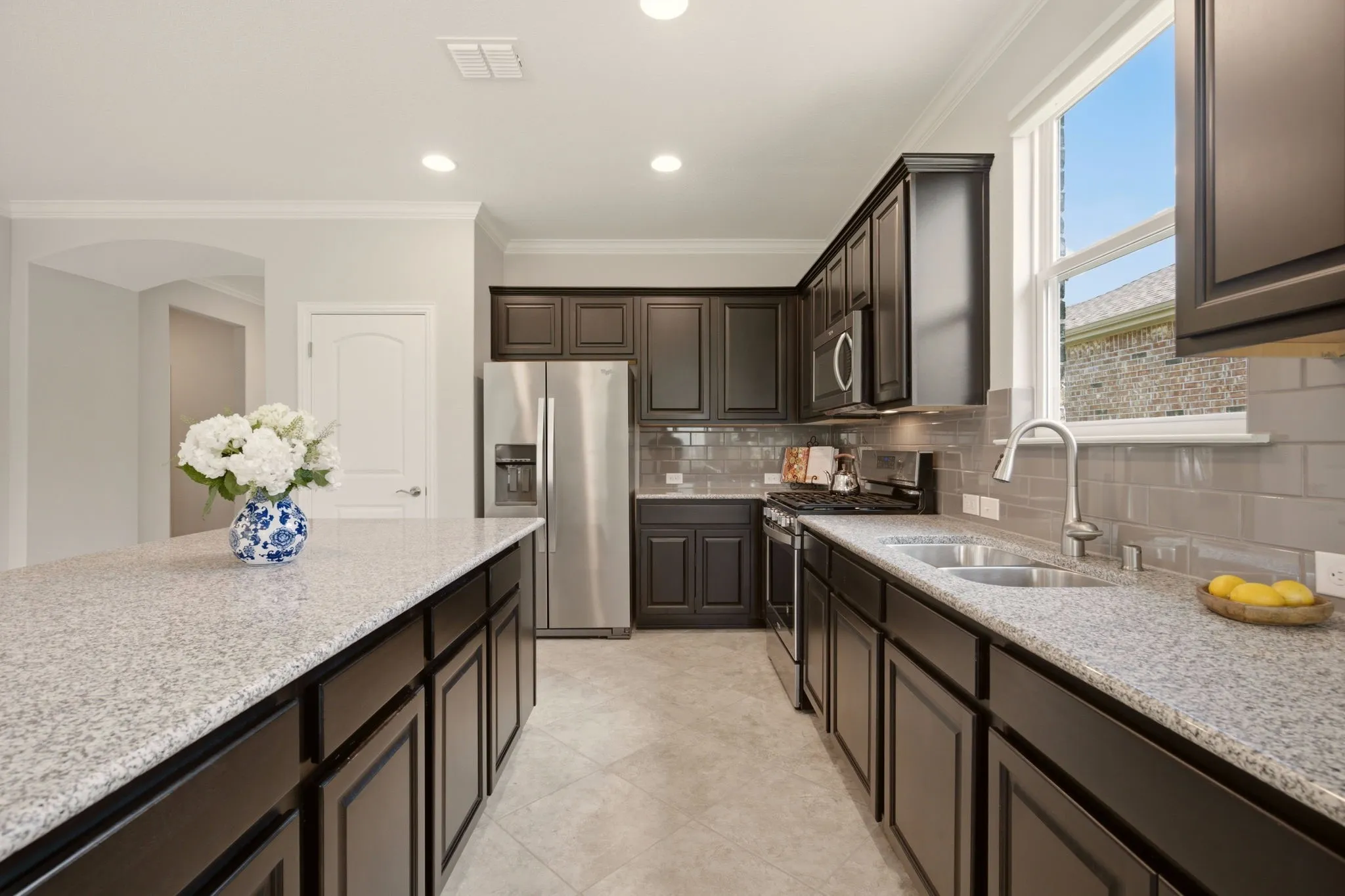Granite counters, Whirlpool appliances