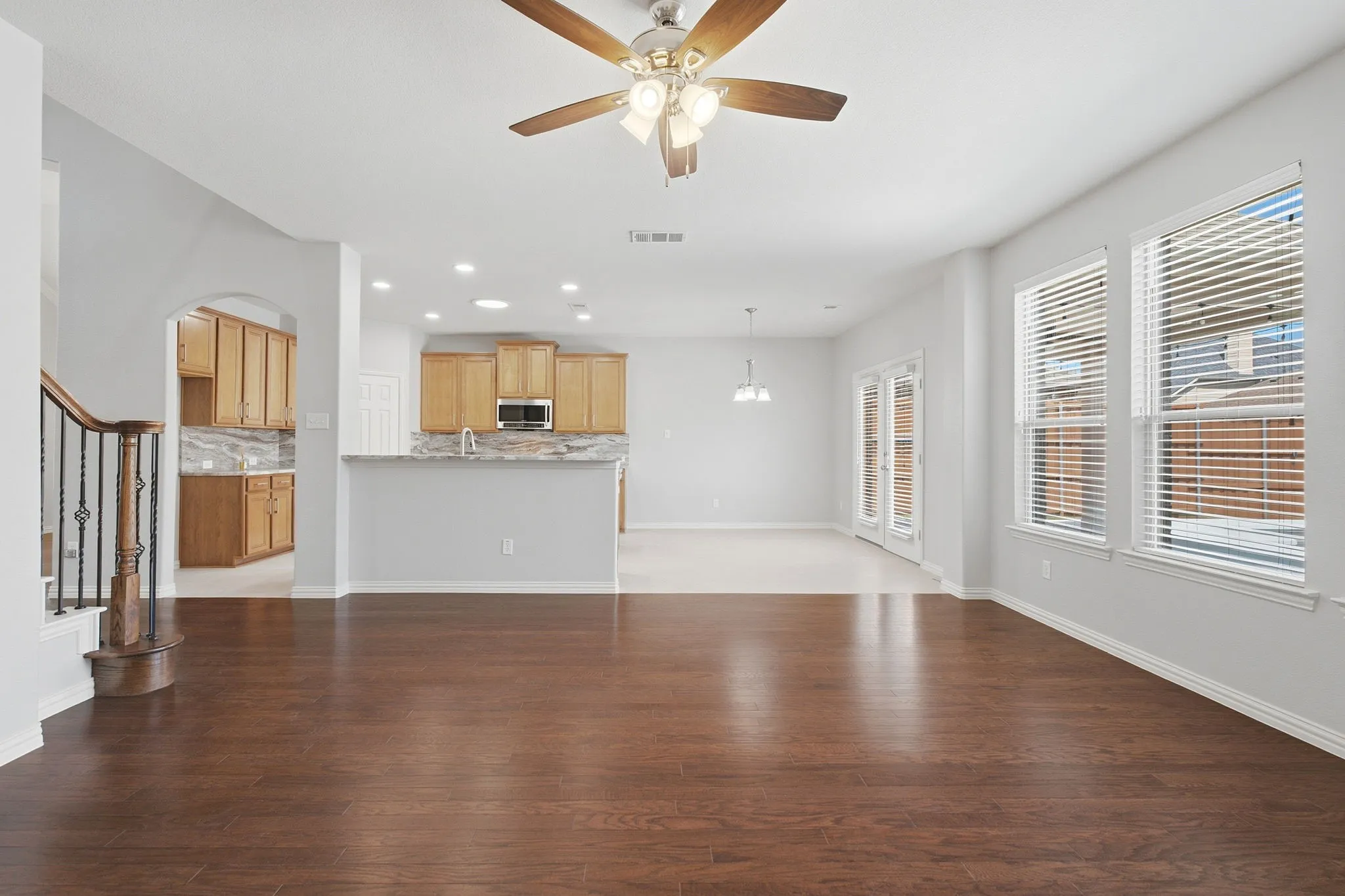 Single Family Residence For Sale in Collin County , 1113 Sunrise Drive, Allen, Texas 75002, 4 Bedroom, 3 Bathroom, 2 Garage spaces, 2,875 Sqft, built in 2009, mls#21349169, Real Estate Agent in Allen, Homes For Sale in Collin county, Homes For Sale in Allen, Realtor in Allen Texas, Real Estate Brokerage Independent Realty Texas, Luminita Cordes Realtor