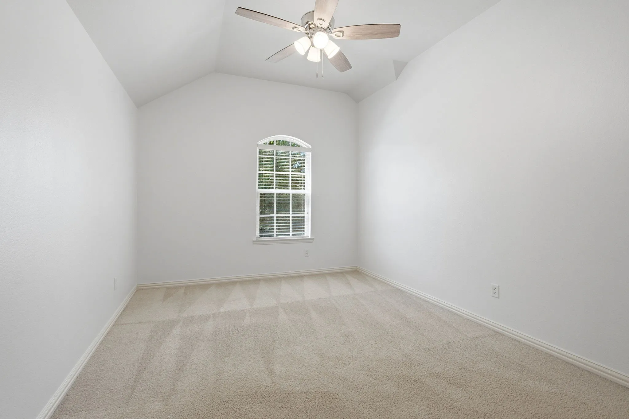 Single Family Residence For Sale in Collin County , 1113 Sunrise Drive, Allen, Texas 75002, 4 Bedroom, 3 Bathroom, 2 Garage spaces, 2,875 Sqft, built in 2009, mls#21349169, Real Estate Agent in Allen, Homes For Sale in Collin county, Homes For Sale in Allen, Realtor in Allen Texas, Real Estate Brokerage Independent Realty Texas, Luminita Cordes Realtor