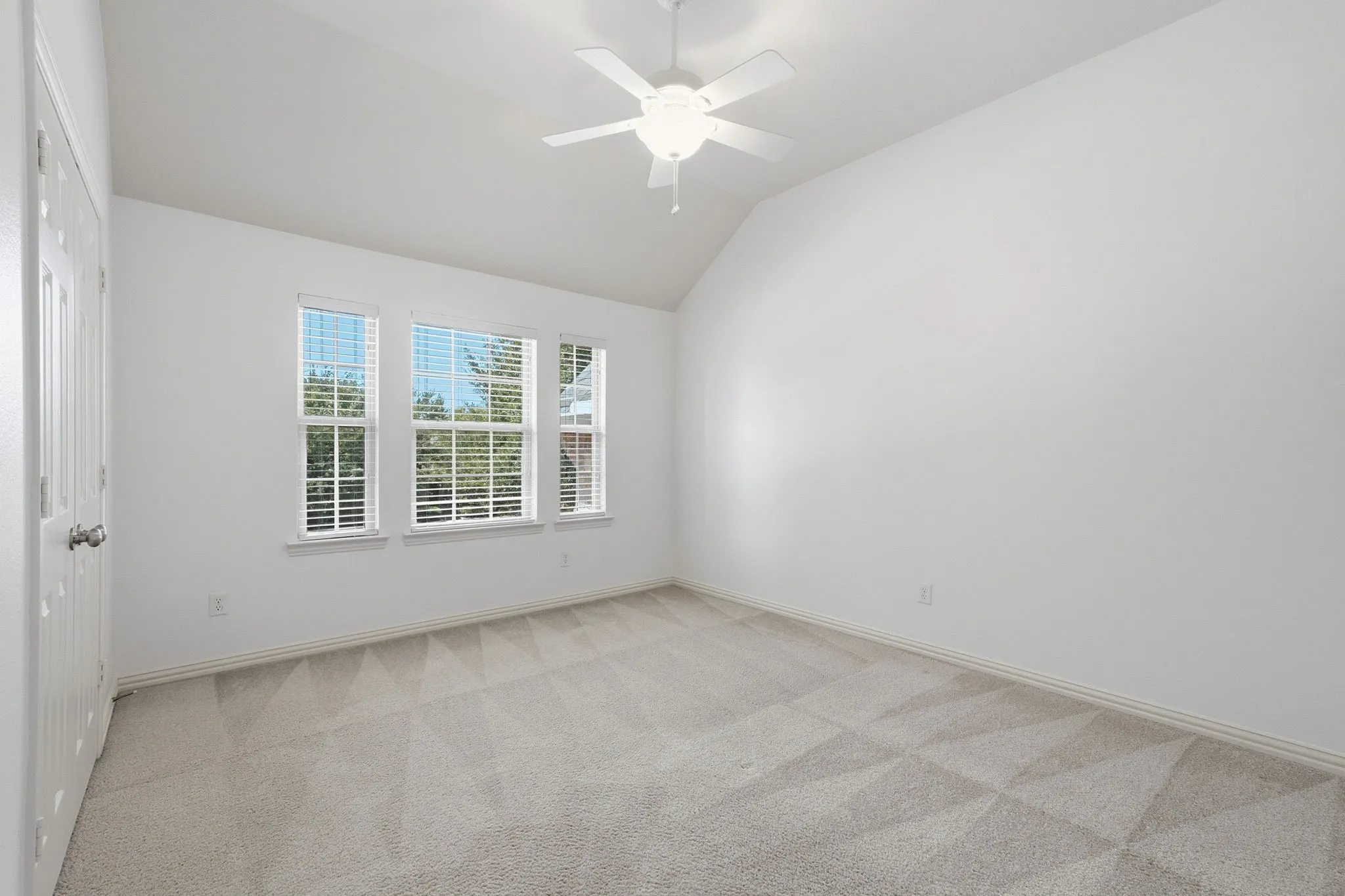 Single Family Residence For Sale in Collin County , 1113 Sunrise Drive, Allen, Texas 75002, 4 Bedroom, 3 Bathroom, 2 Garage spaces, 2,875 Sqft, built in 2009, mls#21349169, Real Estate Agent in Allen, Homes For Sale in Collin county, Homes For Sale in Allen, Realtor in Allen Texas, Real Estate Brokerage Independent Realty Texas, Luminita Cordes Realtor
