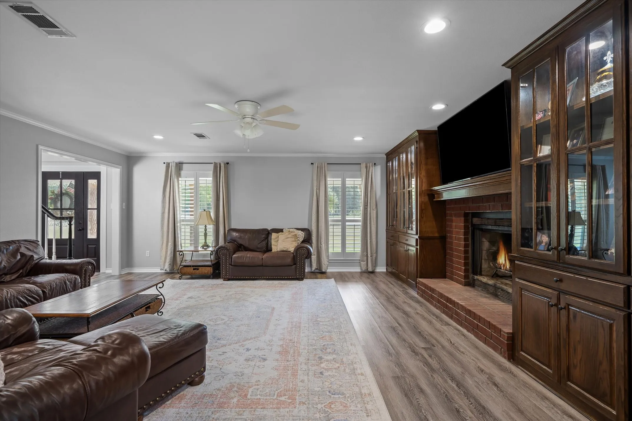 Single Family Residence For Sale in Van Zandt County , 490 VZ County Road 1711 Road, Grand Saline, Texas 75140, 5 Bedroom, 4 Bathroom, 3 Garage spaces, 3,451 Sqft, built in 1996, Price $799,000, mls#21349707, Real Estate Agent in Grand Saline, Homes For Sale in Van Zandt county, Homes For Sale in Grand Saline, Realtor in Grand Saline Texas, Real Estate Brokerage Independent Realty Texas, Luminita Cordes Realtor