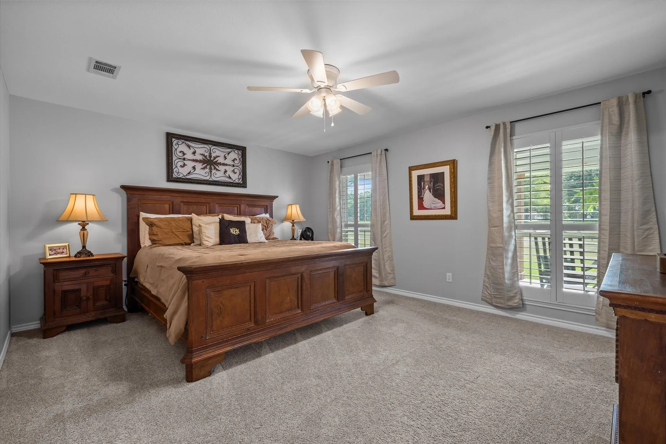 Single Family Residence For Sale in Van Zandt County , 490 VZ County Road 1711 Road, Grand Saline, Texas 75140, 5 Bedroom, 4 Bathroom, 3 Garage spaces, 3,451 Sqft, built in 1996, Price $799,000, mls#21349707, Real Estate Agent in Grand Saline, Homes For Sale in Van Zandt county, Homes For Sale in Grand Saline, Realtor in Grand Saline Texas, Real Estate Brokerage Independent Realty Texas, Luminita Cordes Realtor