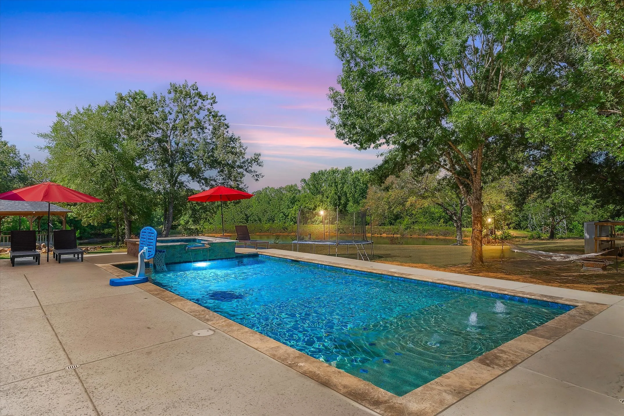 Single Family Residence For Sale in Van Zandt County , 490 VZ County Road 1711 Road, Grand Saline, Texas 75140, 5 Bedroom, 4 Bathroom, 3 Garage spaces, 3,451 Sqft, built in 1996, Price $799,000, mls#21349707, Real Estate Agent in Grand Saline, Homes For Sale in Van Zandt county, Homes For Sale in Grand Saline, Realtor in Grand Saline Texas, Real Estate Brokerage Independent Realty Texas, Luminita Cordes Realtor