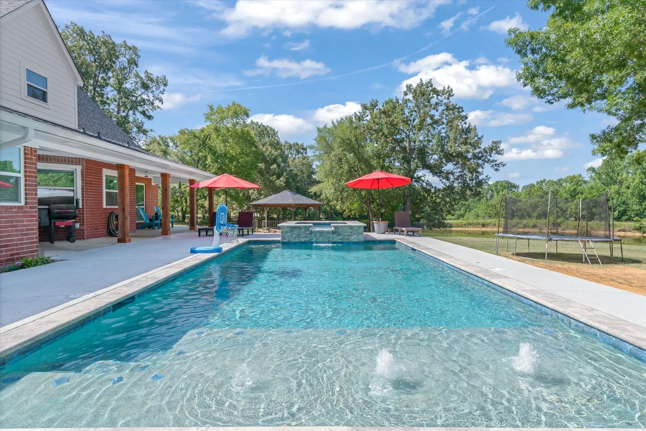 Single Family Residence For Sale in Van Zandt County , 490 VZ County Road 1711 Road, Grand Saline, Texas 75140, 5 Bedroom, 4 Bathroom, 3 Garage spaces, 3,451 Sqft, built in 1996, Price $799,000, mls#21349707, Real Estate Agent in Grand Saline, Homes For Sale in Van Zandt county, Homes For Sale in Grand Saline, Realtor in Grand Saline Texas, Real Estate Brokerage Independent Realty Texas, Luminita Cordes Realtor