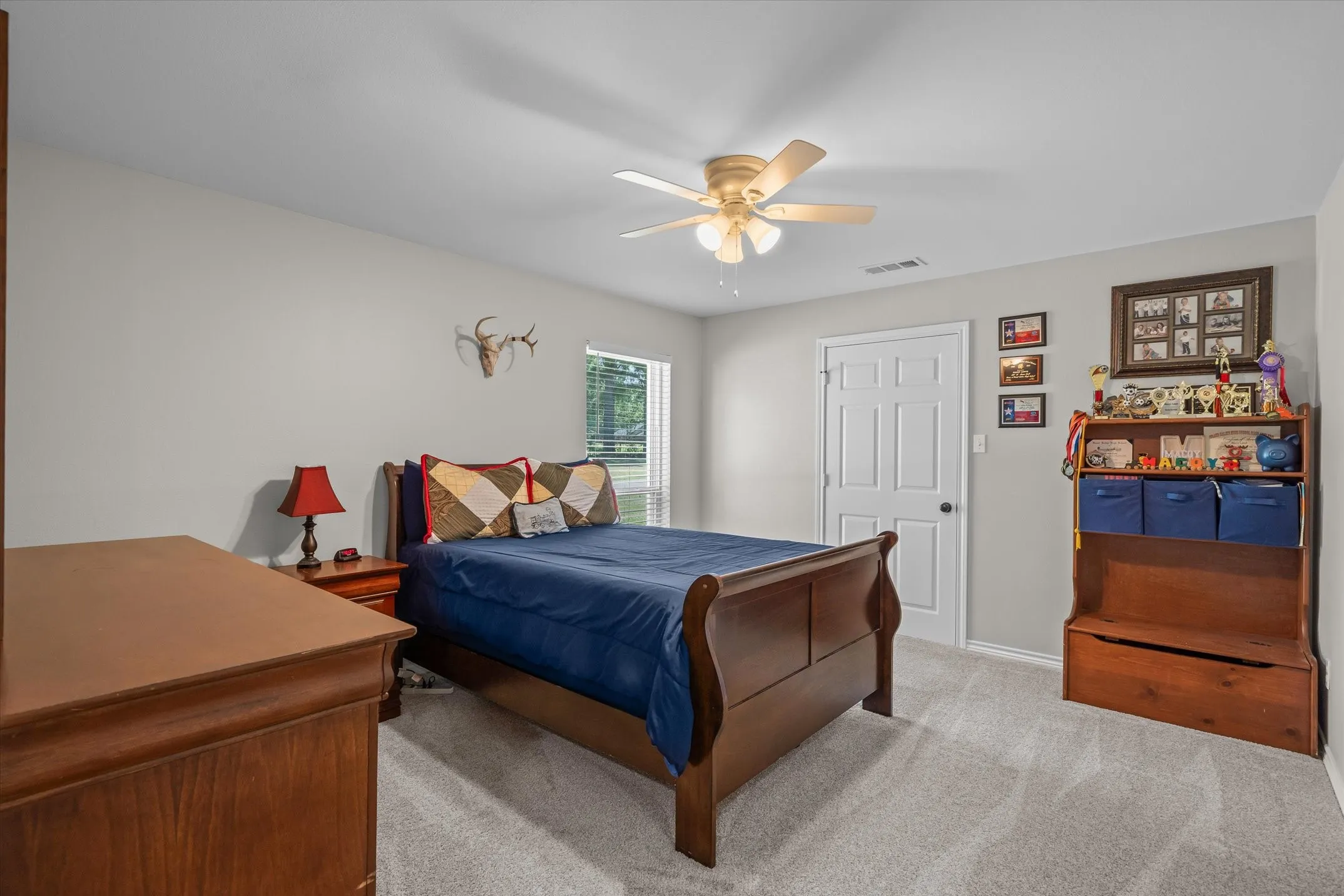 Single Family Residence For Sale in Van Zandt County , 490 VZ County Road 1711 Road, Grand Saline, Texas 75140, 5 Bedroom, 4 Bathroom, 3 Garage spaces, 3,451 Sqft, built in 1996, Price $799,000, mls#21349707, Real Estate Agent in Grand Saline, Homes For Sale in Van Zandt county, Homes For Sale in Grand Saline, Realtor in Grand Saline Texas, Real Estate Brokerage Independent Realty Texas, Luminita Cordes Realtor