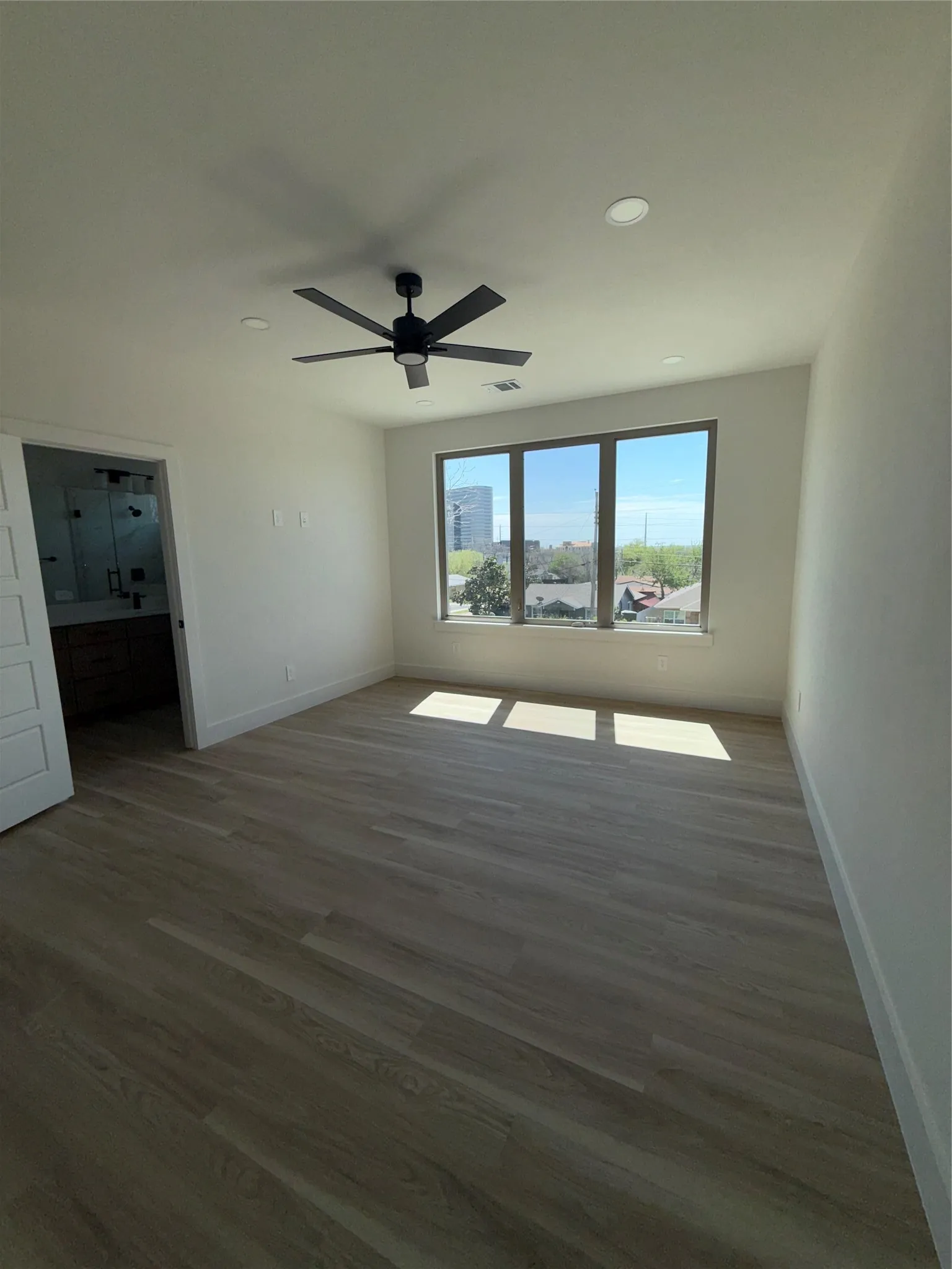 Single Family Residence For Rent in Dallas County , 5506 Mesa Circle, Dallas, Texas 75235, 3 Bedrooms, 4 Bathrooms, 2 Garage spaces, 1,841 Sqft, built in 2026, Price $3,600, mls#21350059, Real Estate Agent in Dallas, Homes For Rent in Dallas county, Homes For Rent in Dallas, Realtor in Dallas Texas, Real Estate Brokerage Independent Realty Texas, Luminita Cordes Realtor
