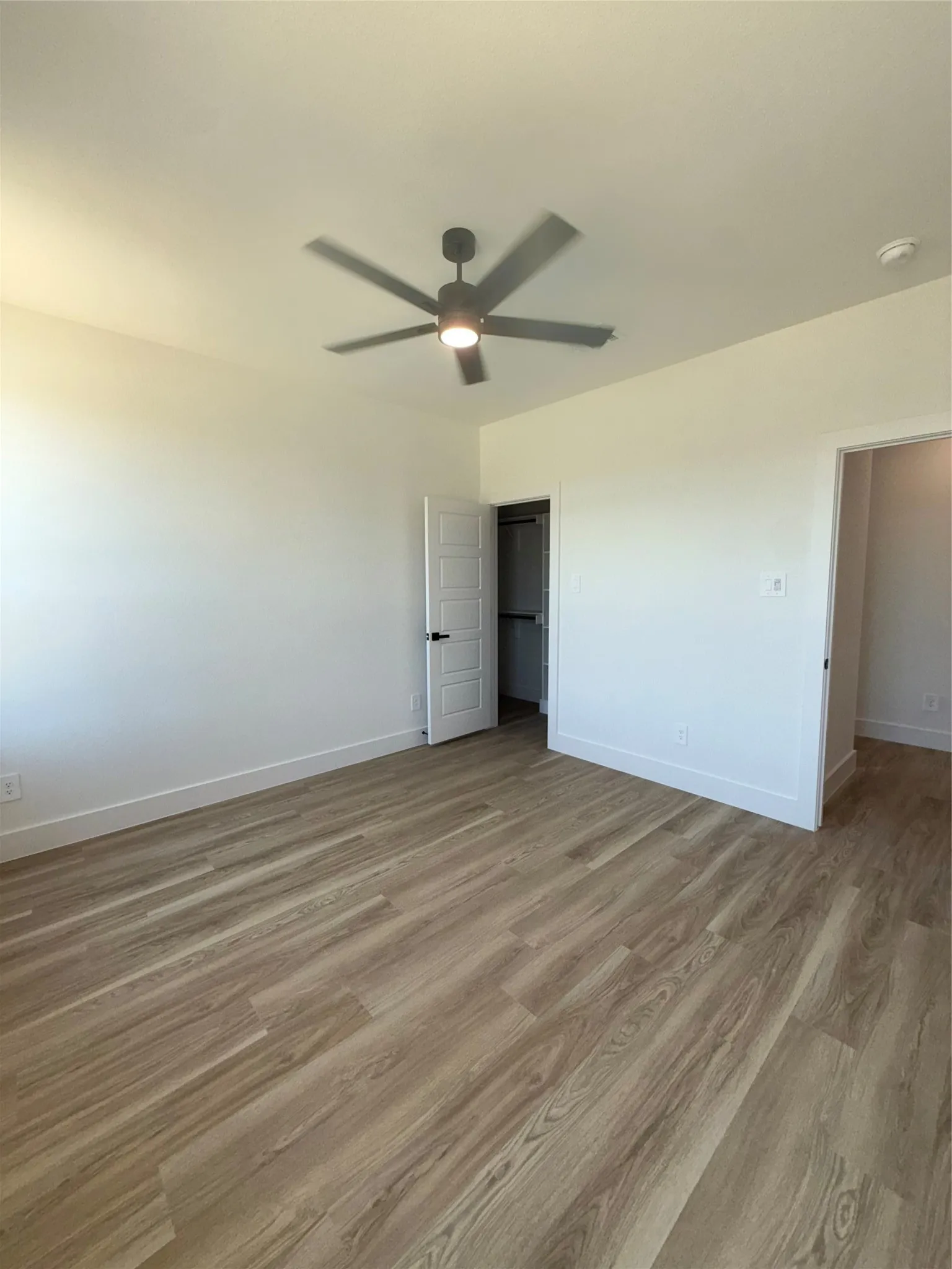Single Family Residence For Rent in Dallas County , 5506 Mesa Circle, Dallas, Texas 75235, 3 Bedrooms, 4 Bathrooms, 2 Garage spaces, 1,841 Sqft, built in 2026, Price $3,600, mls#21350059, Real Estate Agent in Dallas, Homes For Rent in Dallas county, Homes For Rent in Dallas, Realtor in Dallas Texas, Real Estate Brokerage Independent Realty Texas, Luminita Cordes Realtor