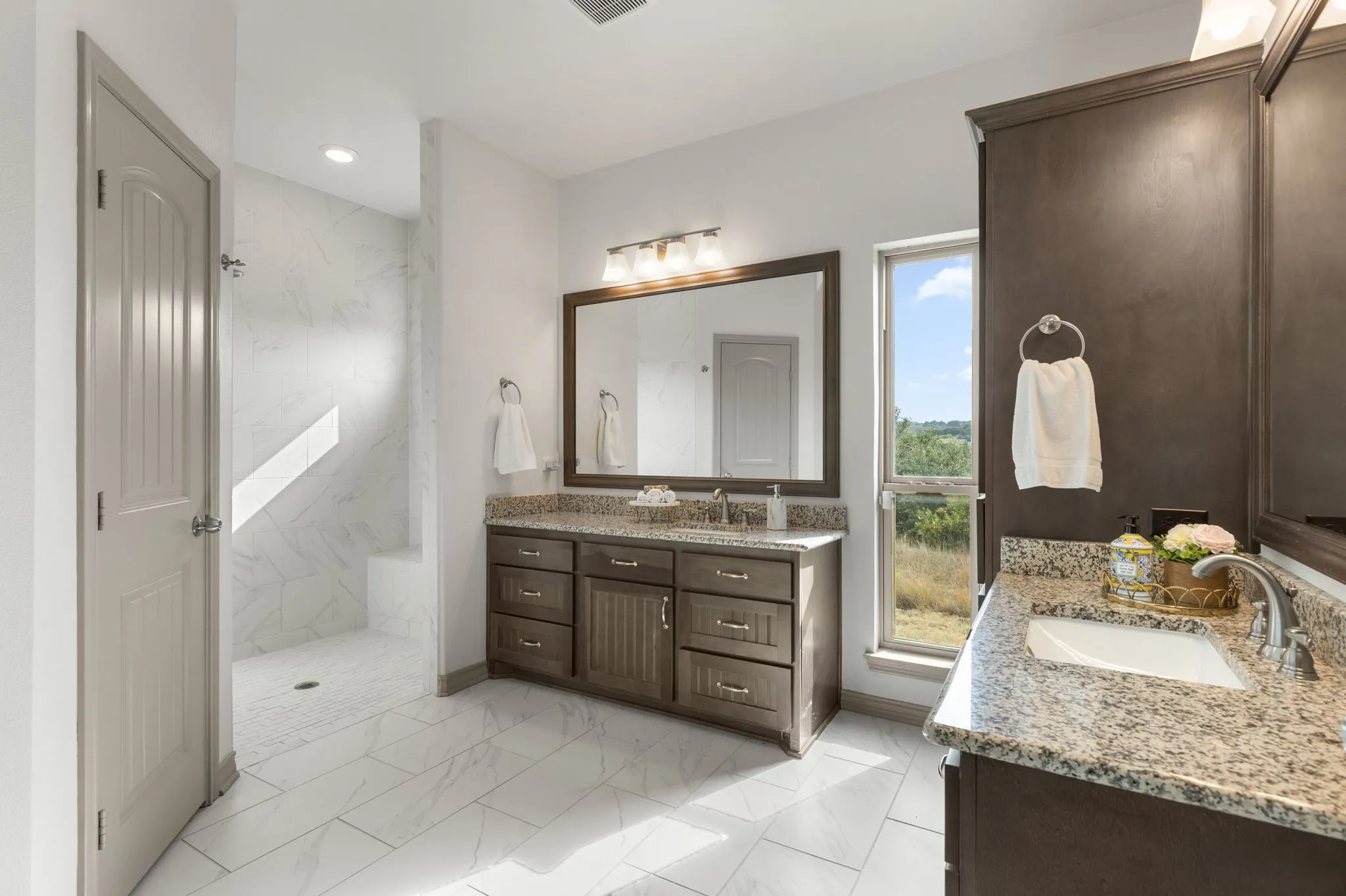 Single Family Residence For Sale in Palo Pinto County , 1626 Sawtooth Mountain Road, Graford, Texas 76449, 3 Bedrooms, 3 Bathrooms, 2 Garage spaces, 2,109 Sqft, built in 2017, Price $535,000, mls#21349587, Real Estate Agent in Graford, Homes For Sale in Palo Pinto county, Homes For Sale in Graford, Realtor in Graford Texas, Real Estate Brokerage Independent Realty Texas, Luminita Cordes Realtor