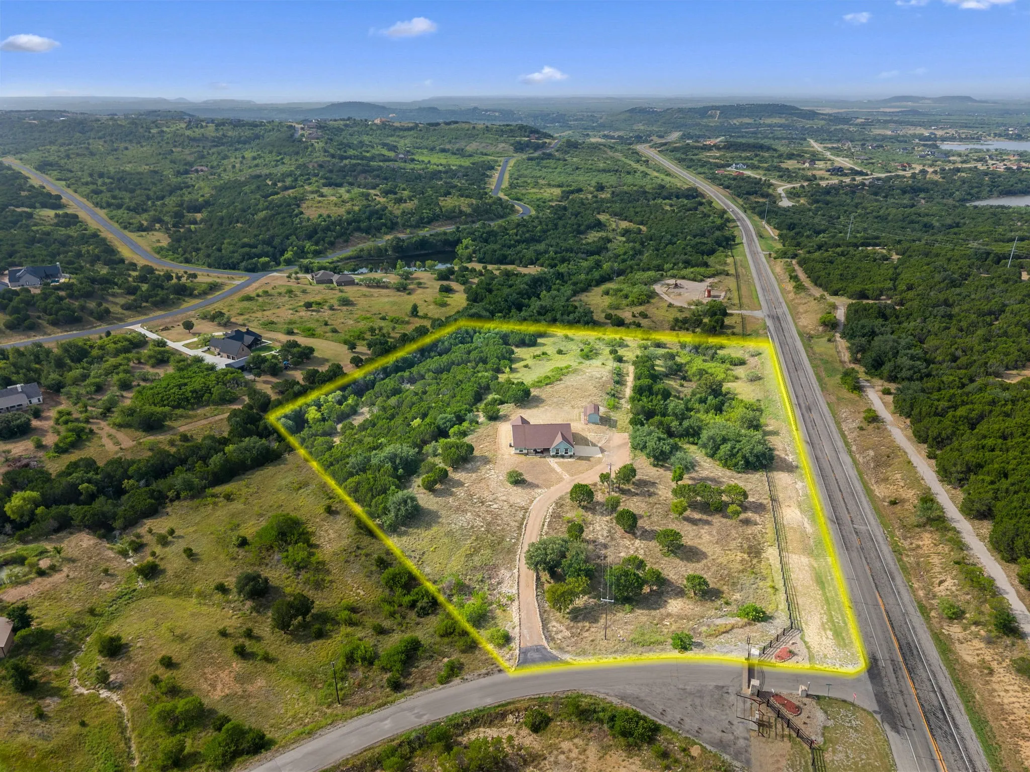 Single Family Residence For Sale in Palo Pinto County , 1626 Sawtooth Mountain Road, Graford, Texas 76449, 3 Bedrooms, 3 Bathrooms, 2 Garage spaces, 2,109 Sqft, built in 2017, Price $535,000, mls#21349587, Real Estate Agent in Graford, Homes For Sale in Palo Pinto county, Homes For Sale in Graford, Realtor in Graford Texas, Real Estate Brokerage Independent Realty Texas, Luminita Cordes Realtor