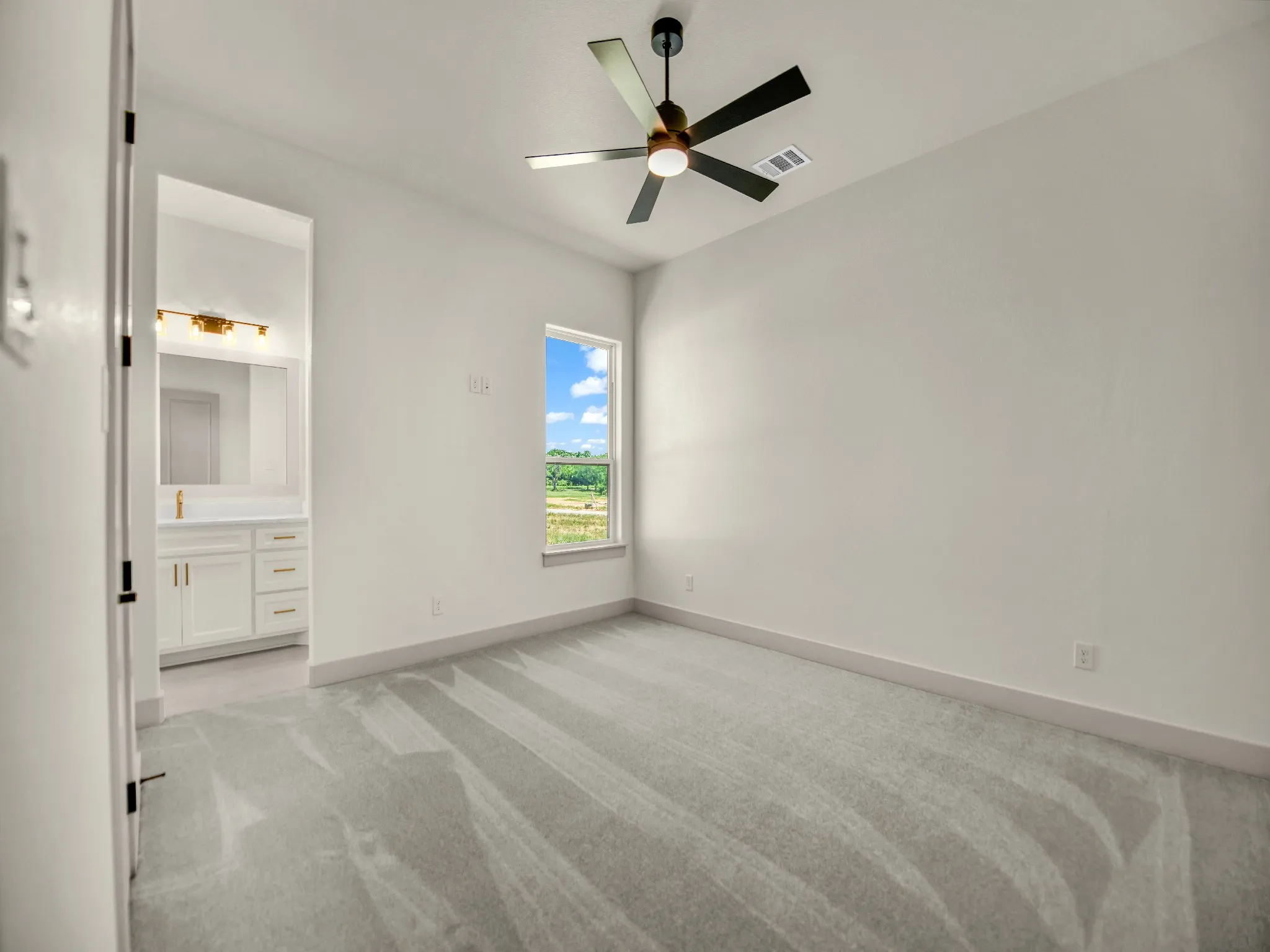 Single Family Residence For Sale in Wise County , 115 Guynell Ridge, Decatur, Texas 76234, 3 Bedroom, 3 Bathroom, 3 Garage spaces, 2,746 Sqft, built in 2026, mls#21350046, Real Estate Agent in Decatur, Homes For Sale in Wise county, Homes For Sale in Decatur, Realtor in Decatur Texas, Real Estate Brokerage Independent Realty Texas, Luminita Cordes Realtor