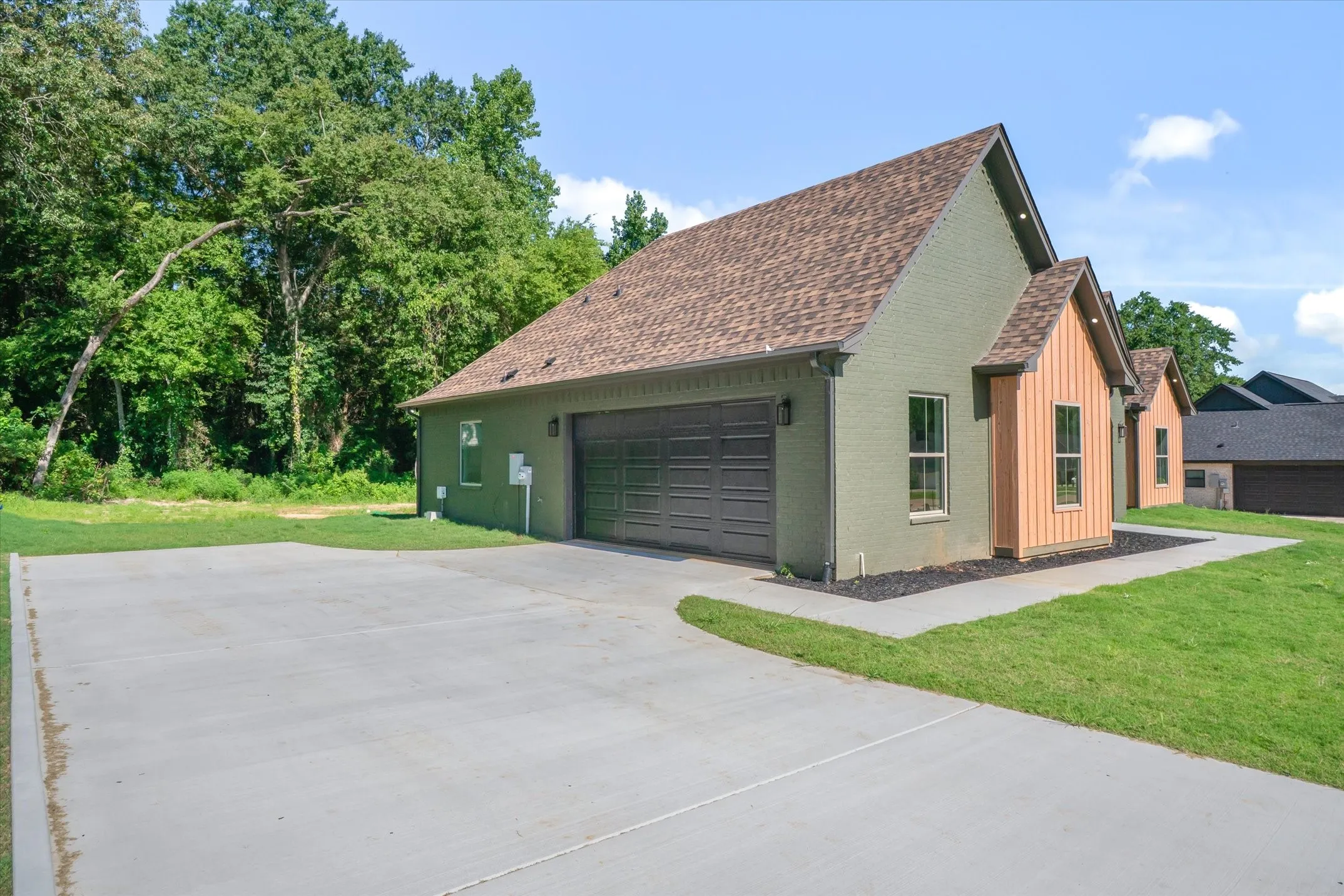 Single Family Residence For Sale in Smith County , 14606 FALLOW, Lindale, Texas 75771, 4 Bedrooms, 3 Bathrooms, 2 Garage spaces, 2,200 Sqft, built in 2025, Price $469,000, mls#21349704, Real Estate Agent in Lindale, Homes For Sale in Smith county, Homes For Sale in Lindale, Realtor in Lindale Texas, Real Estate Brokerage Independent Realty Texas, Luminita Cordes Realtor
