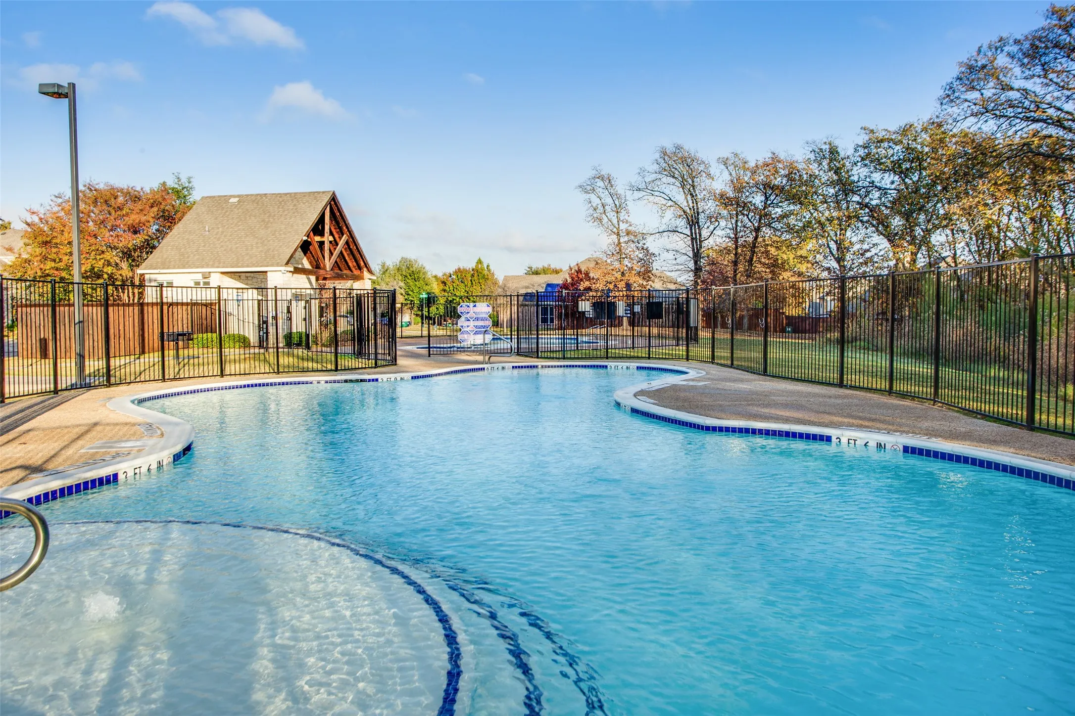 Single Family Residence For Sale in Denton County , 1913 Pavilion Lane, Denton, Texas 76210, 4 Bedrooms, 2 Bathrooms, 2 Garage spaces, 1,874 Sqft, built in 2017, Price $389,900, mls#21350084, Real Estate Agent in Denton, Homes For Sale in Denton county, Homes For Sale in Denton, Realtor in Denton Texas, Real Estate Brokerage Independent Realty Texas, Luminita Cordes Realtor
