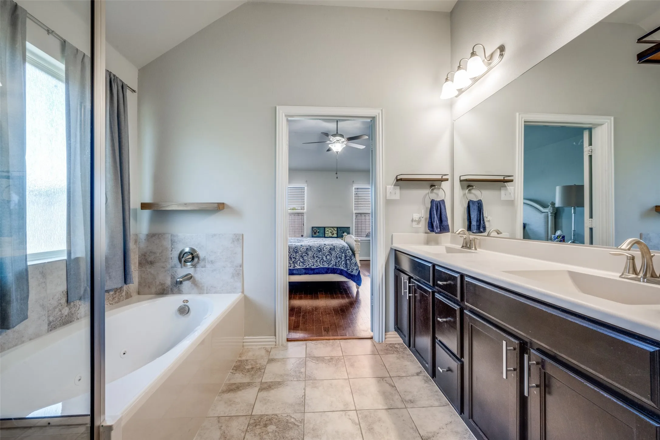 Single Family Residence For Sale in Denton County , 1913 Pavilion Lane, Denton, Texas 76210, 4 Bedrooms, 2 Bathrooms, 2 Garage spaces, 1,874 Sqft, built in 2017, Price $389,900, mls#21350084, Real Estate Agent in Denton, Homes For Sale in Denton county, Homes For Sale in Denton, Realtor in Denton Texas, Real Estate Brokerage Independent Realty Texas, Luminita Cordes Realtor