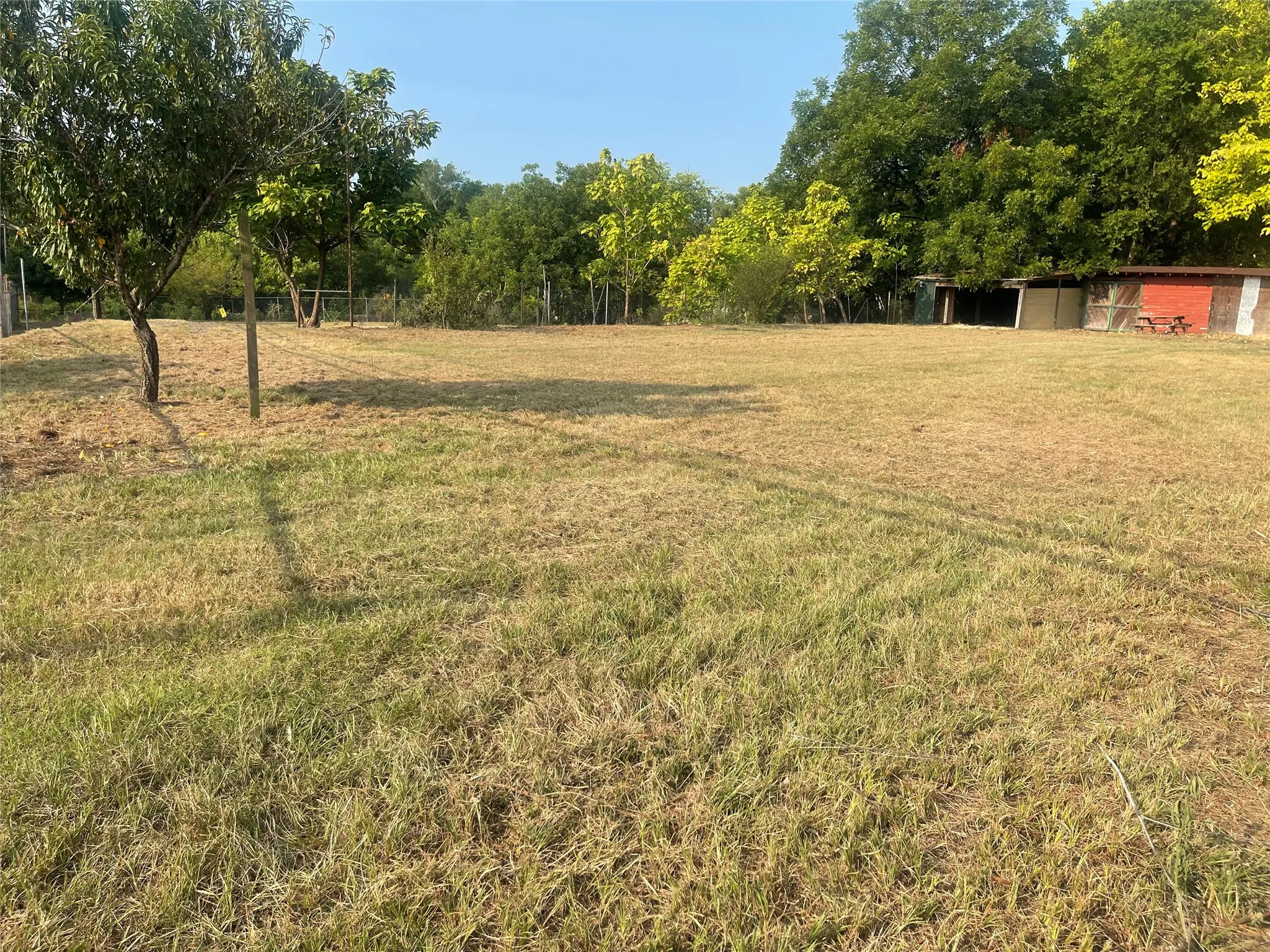 Unimproved Land For Sale in Wood County , 512 S Johnson Street, Mineola, Texas 75773, 0, 0, Garage spaces, 0 Sqft, built in 0, Price $49,900, mls#21350066, Real Estate Agent in Mineola, Homes For Sale in Wood county, Homes For Sale in Mineola, Realtor in Mineola Texas, Real Estate Brokerage Independent Realty Texas, Luminita Cordes Realtor