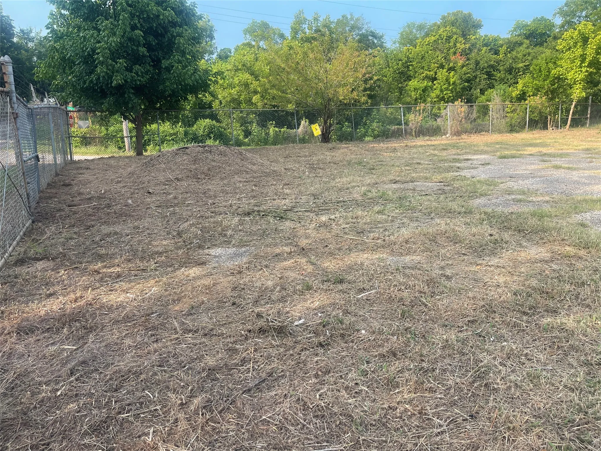 Unimproved Land For Sale in Wood County , 512 S Johnson Street, Mineola, Texas 75773, 0, 0, Garage spaces, 0 Sqft, built in 0, Price $49,900, mls#21350066, Real Estate Agent in Mineola, Homes For Sale in Wood county, Homes For Sale in Mineola, Realtor in Mineola Texas, Real Estate Brokerage Independent Realty Texas, Luminita Cordes Realtor