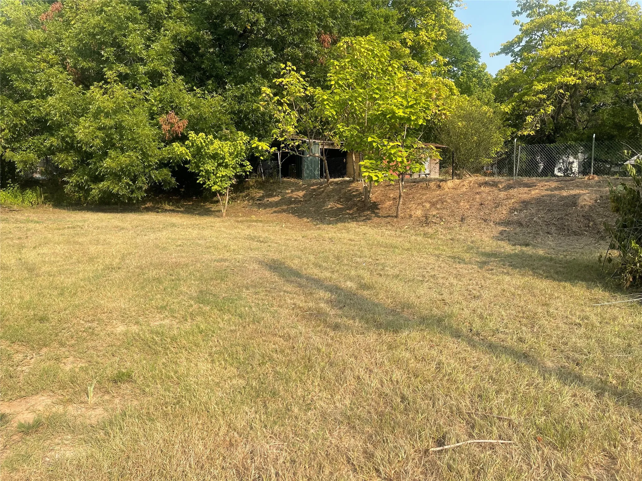 Unimproved Land For Sale in Wood County , 512 S Johnson Street, Mineola, Texas 75773, 0, 0, Garage spaces, 0 Sqft, built in 0, Price $49,900, mls#21350066, Real Estate Agent in Mineola, Homes For Sale in Wood county, Homes For Sale in Mineola, Realtor in Mineola Texas, Real Estate Brokerage Independent Realty Texas, Luminita Cordes Realtor