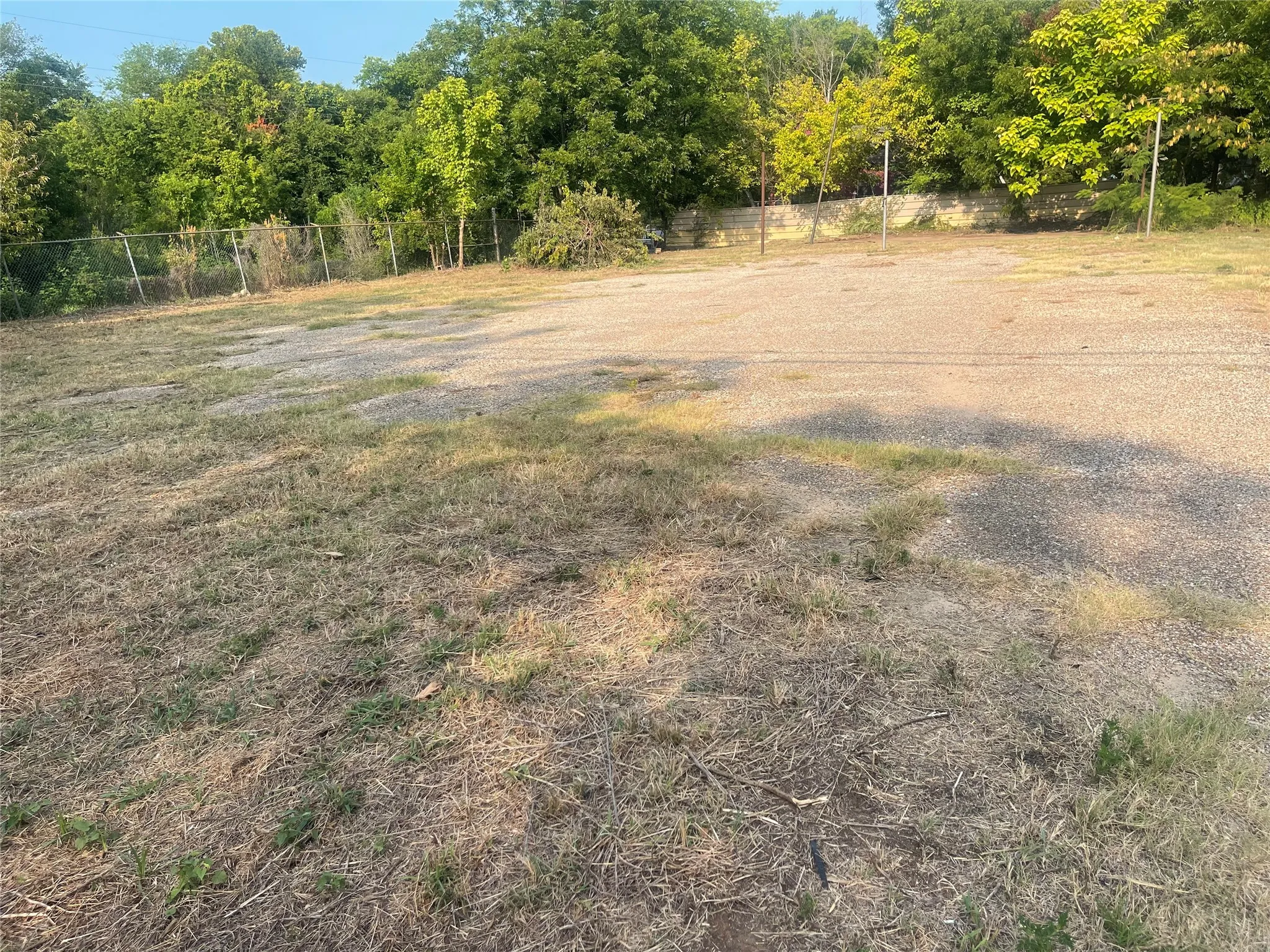 Unimproved Land For Sale in Wood County , 512 S Johnson Street, Mineola, Texas 75773, 0, 0, Garage spaces, 0 Sqft, built in 0, Price $49,900, mls#21350066, Real Estate Agent in Mineola, Homes For Sale in Wood county, Homes For Sale in Mineola, Realtor in Mineola Texas, Real Estate Brokerage Independent Realty Texas, Luminita Cordes Realtor