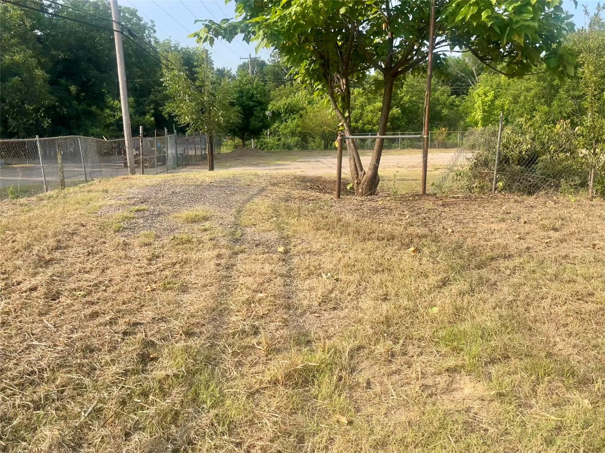 Unimproved Land For Sale in Wood County , 512 S Johnson Street, Mineola, Texas 75773, 0, 0, Garage spaces, 0 Sqft, built in 0, Price $49,900, mls#21350066, Real Estate Agent in Mineola, Homes For Sale in Wood county, Homes For Sale in Mineola, Realtor in Mineola Texas, Real Estate Brokerage Independent Realty Texas, Luminita Cordes Realtor