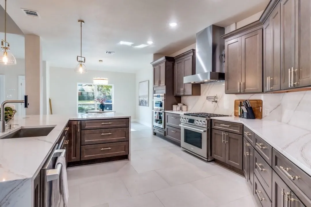 Single Family Residence For Rent in Dallas County , 7115 Meadow Road, Dallas, Texas 75230, 5 Bedroom, 5 Bathroom, 3 Garage spaces, 4,535 Sqft, built in 1971, mls#21349936, Real Estate Agent in Dallas, Homes For Rent in Dallas county, Homes For Rent in Dallas, Realtor in Dallas Texas, Real Estate Brokerage Independent Realty Texas, Luminita Cordes Realtor