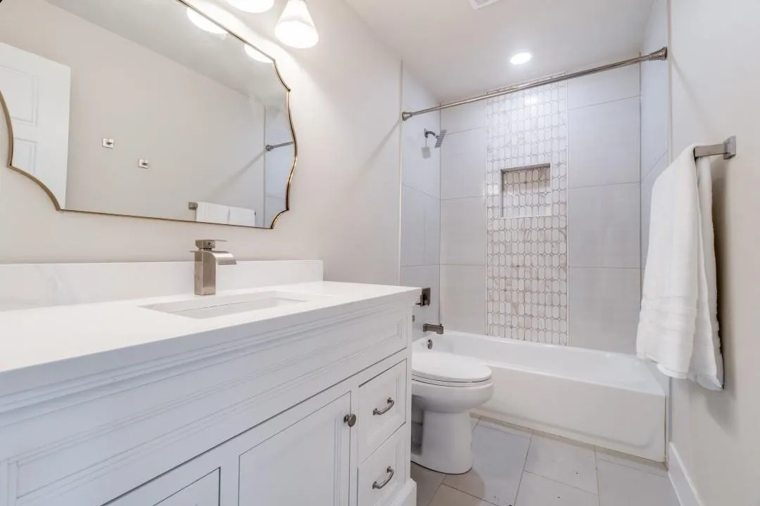 Single Family Residence For Rent in Dallas County , 7115 Meadow Road, Dallas, Texas 75230, 5 Bedroom, 5 Bathroom, 3 Garage spaces, 4,535 Sqft, built in 1971, mls#21349936, Real Estate Agent in Dallas, Homes For Rent in Dallas county, Homes For Rent in Dallas, Realtor in Dallas Texas, Real Estate Brokerage Independent Realty Texas, Luminita Cordes Realtor