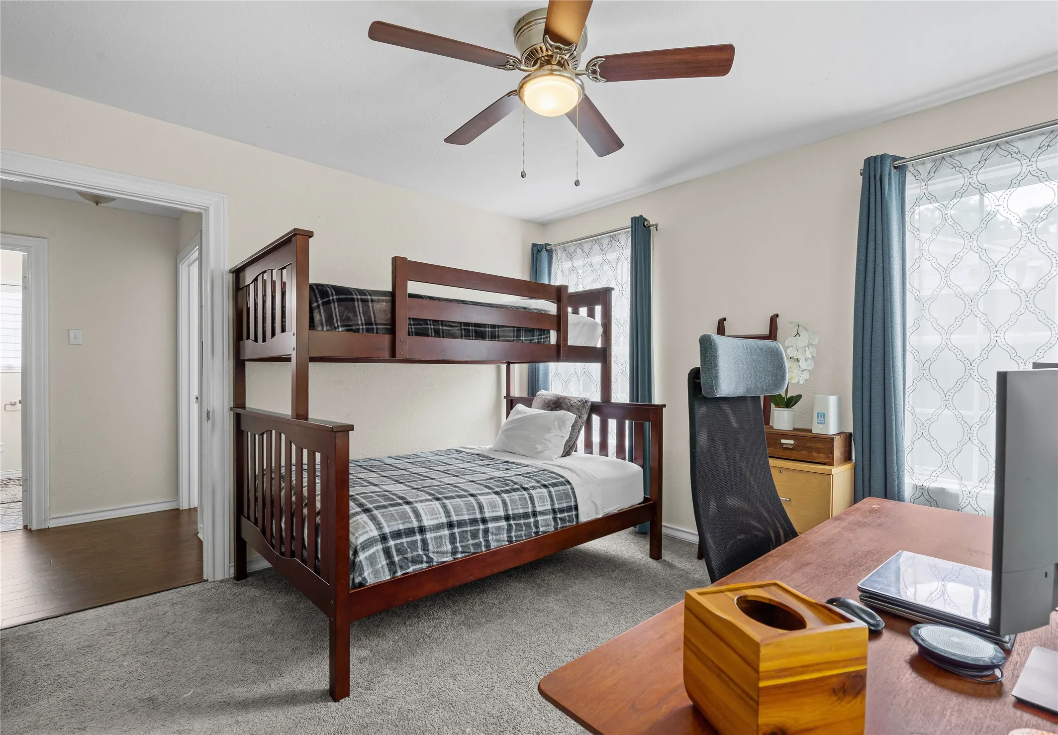 Single Family Residence For Sale in Tarrant County , 4204 Geddes Avenue, Fort Worth, Texas 76107, 3 Bedroom, 1 Bathroom, 2 Garage spaces, 1,416 Sqft, built in 1944, mls#21350101, Real Estate Agent in Fort Worth, Homes For Sale in Tarrant county, Homes For Sale in Fort Worth, Realtor in Fort Worth Texas, Real Estate Brokerage Independent Realty Texas, Luminita Cordes Realtor